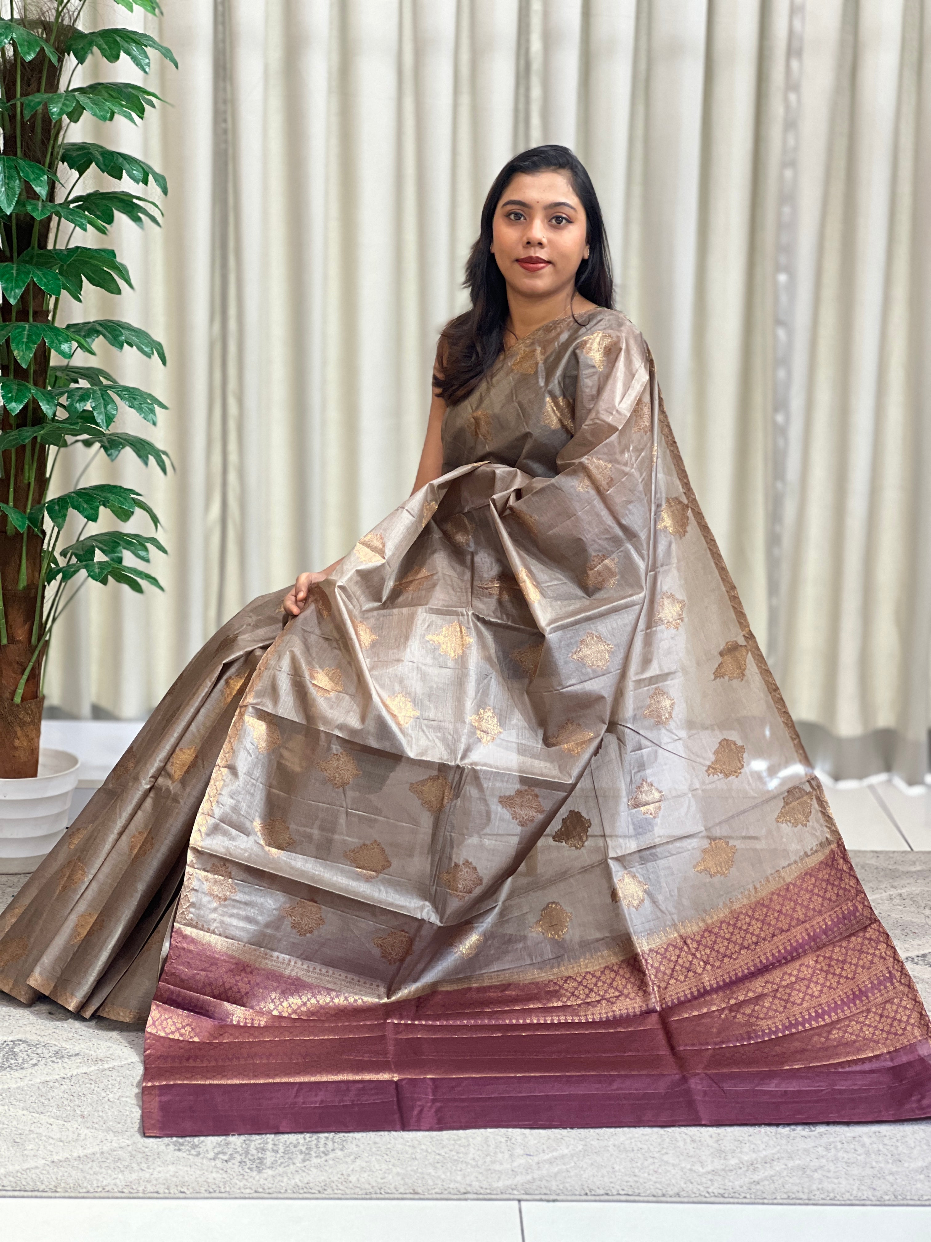 Buta Woven Pattern Tussar Saree | GA102