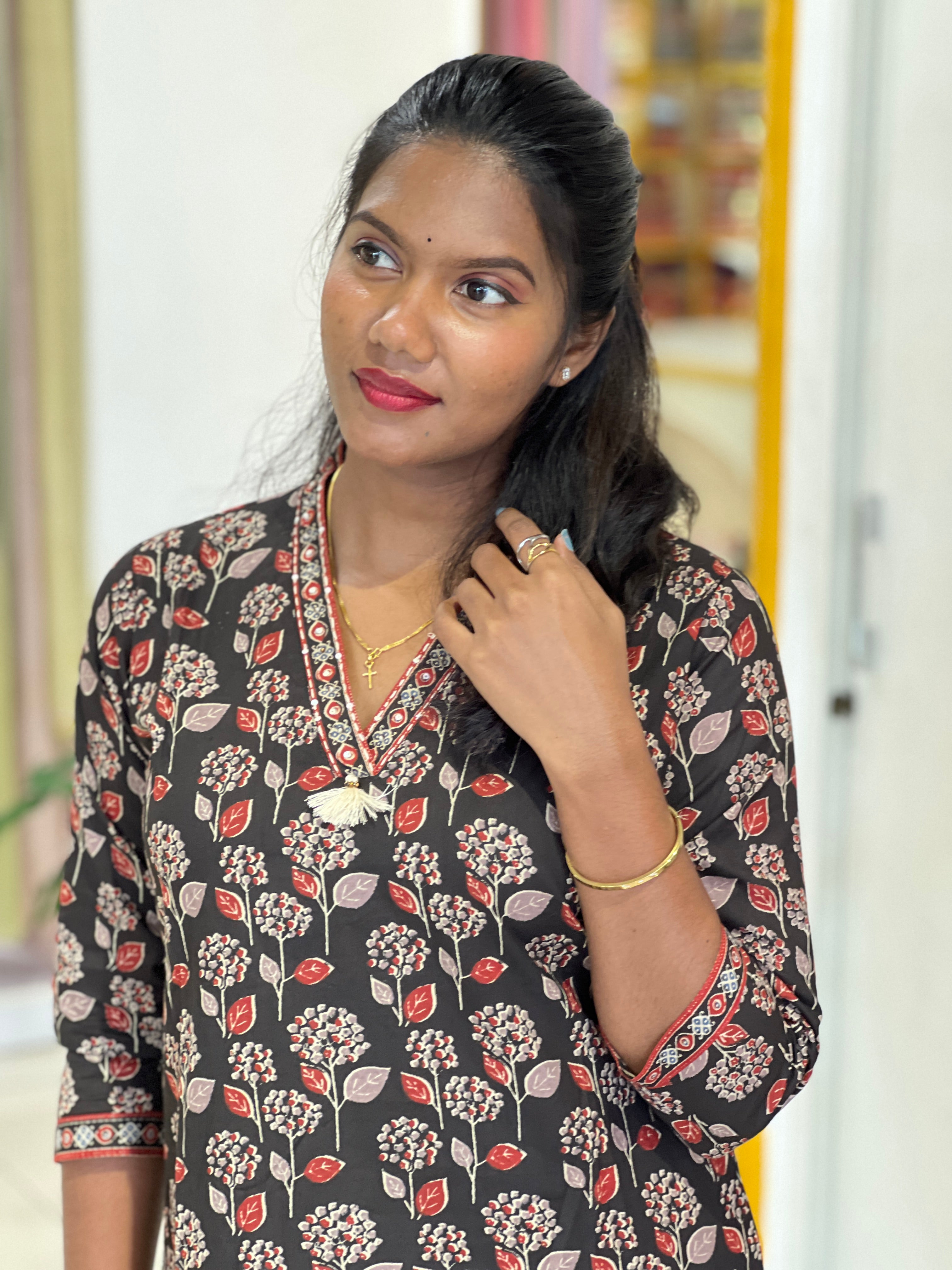Floral Printed Pattern Cotton Kurta Set  | DVC145