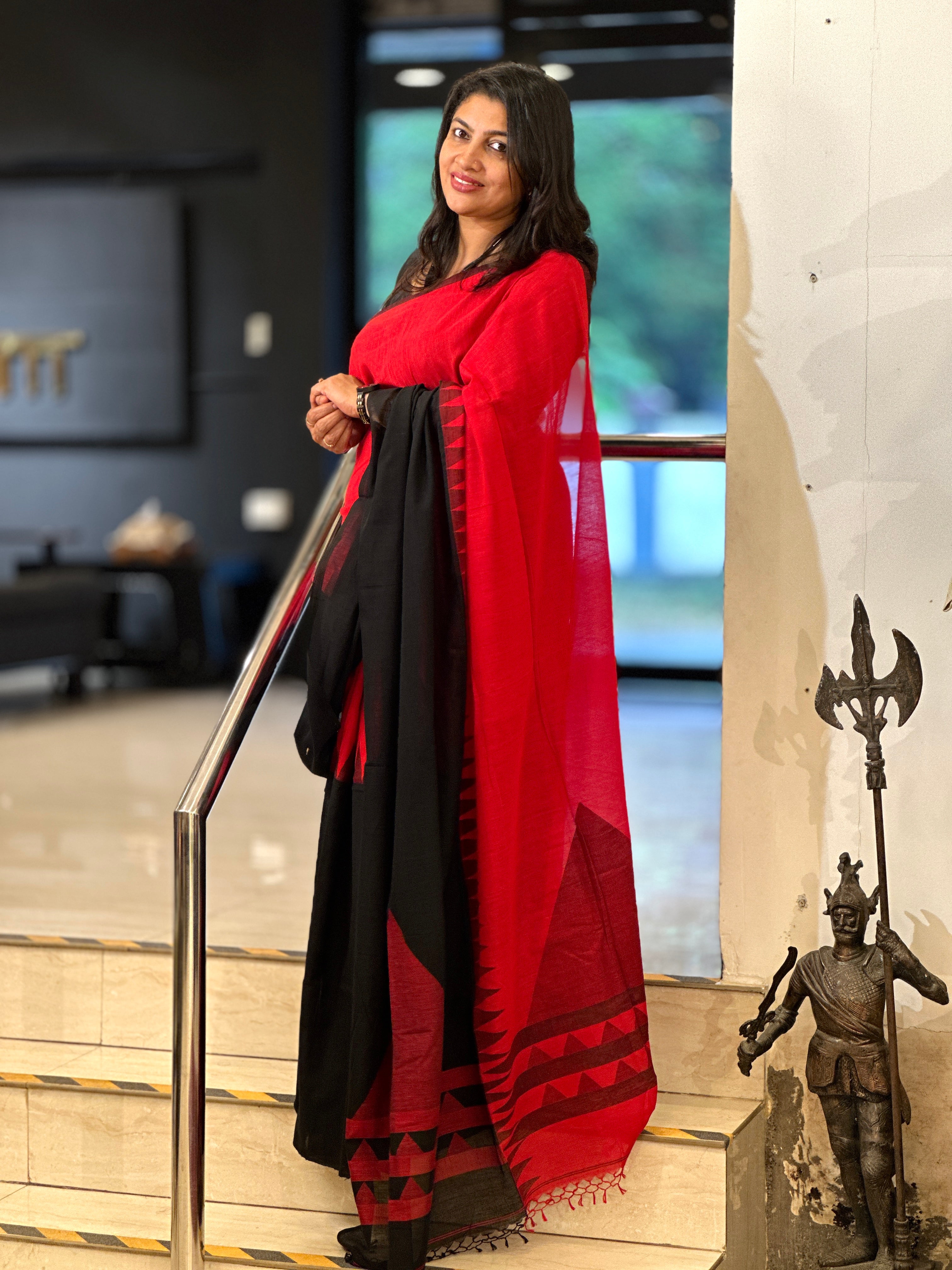 Temple Border Detailed Handloom Soft Cotton Saree | AYD190