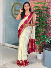 Traditional Banarasi Weaving Patterned Semi Silk Saree | NN367