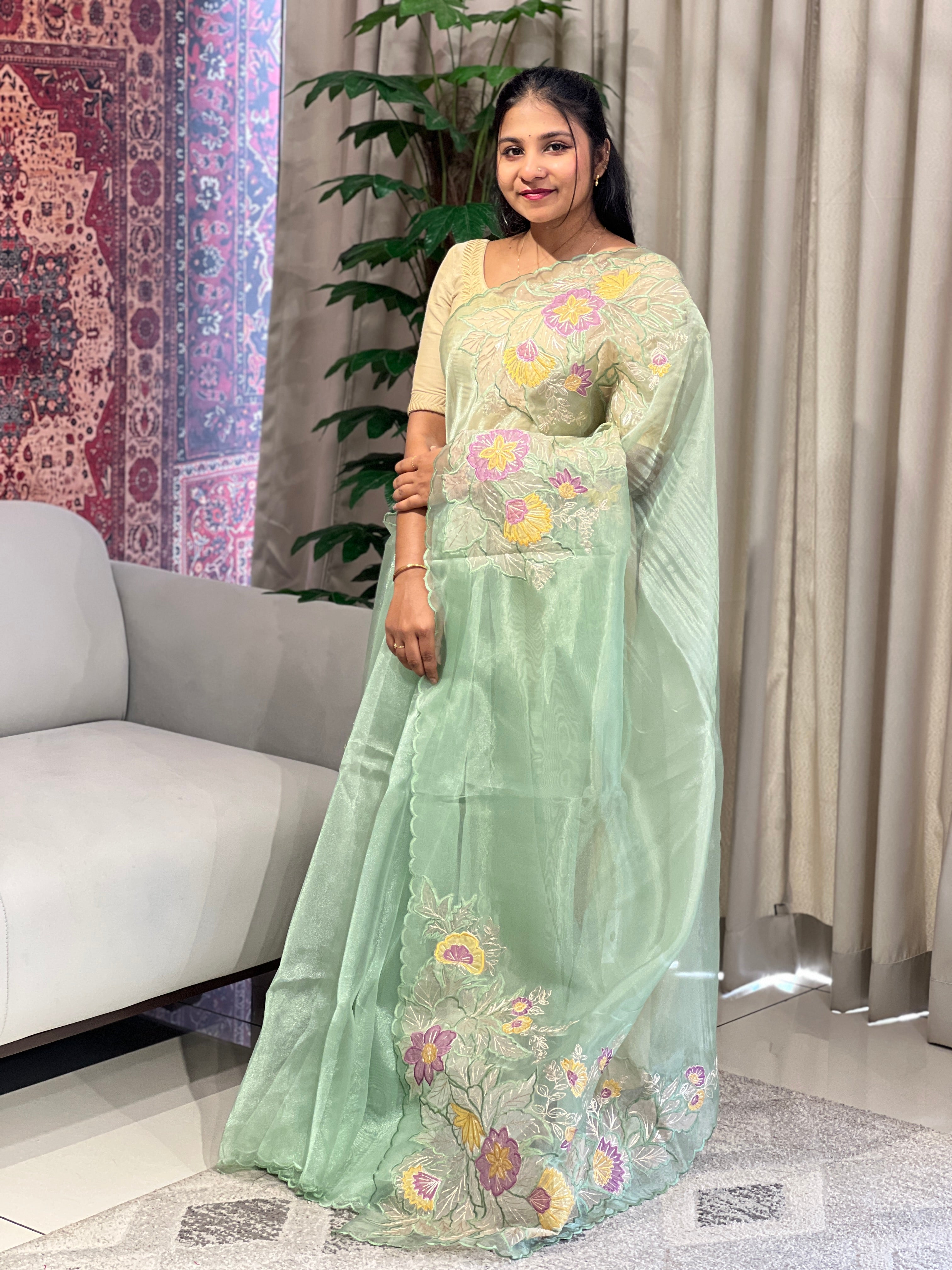 Multi-Colour Floral Applique Detailed Shimmer Organza Saree | BLD1587