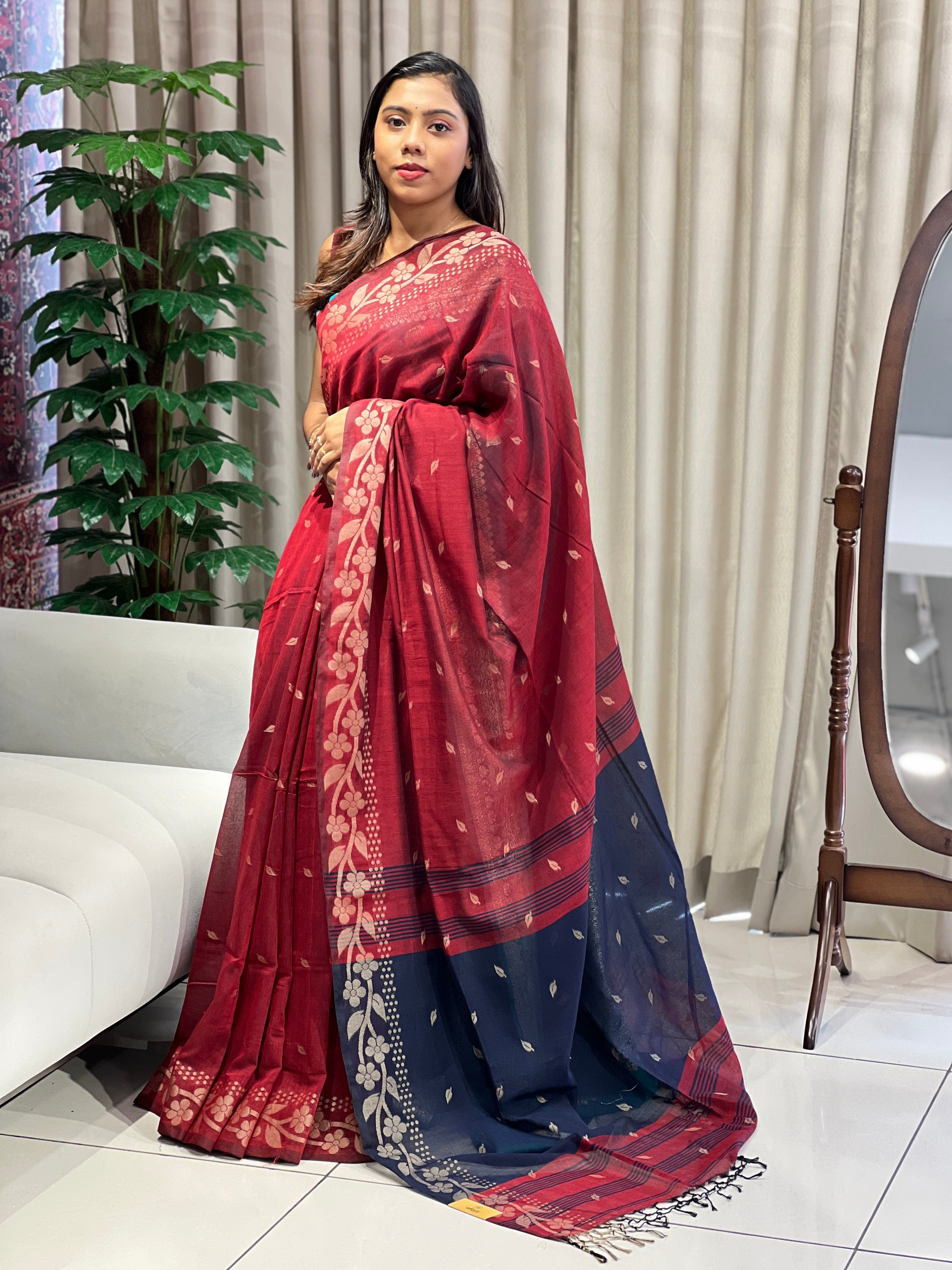 Floral Patterned Thread Weaving Linen Cotton Saree | PF1172