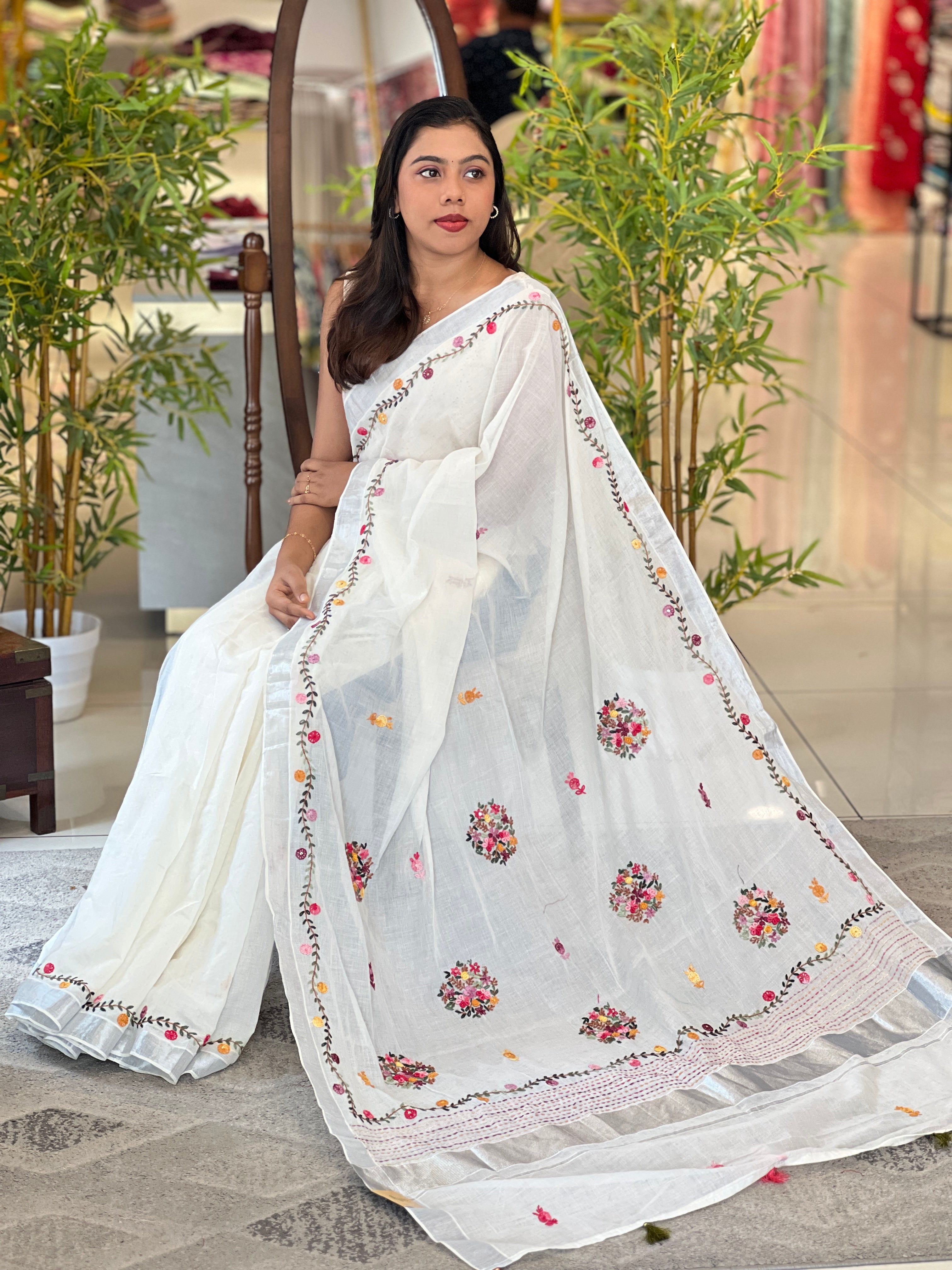 Embroidered Floral Linen Saree | RP803