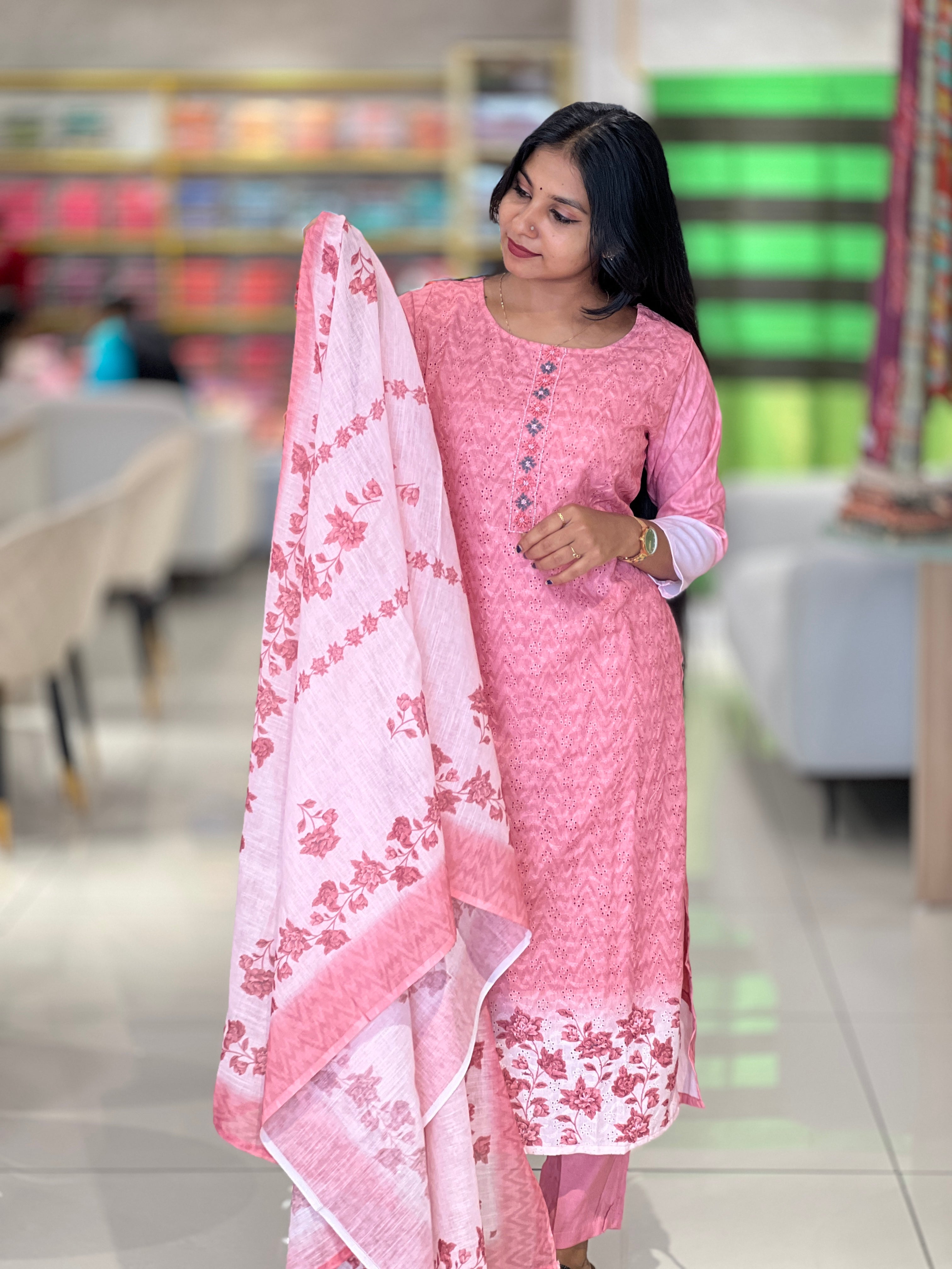 Embroidery & Hakoba Detailed Cotton Kurta Set | VFD132
