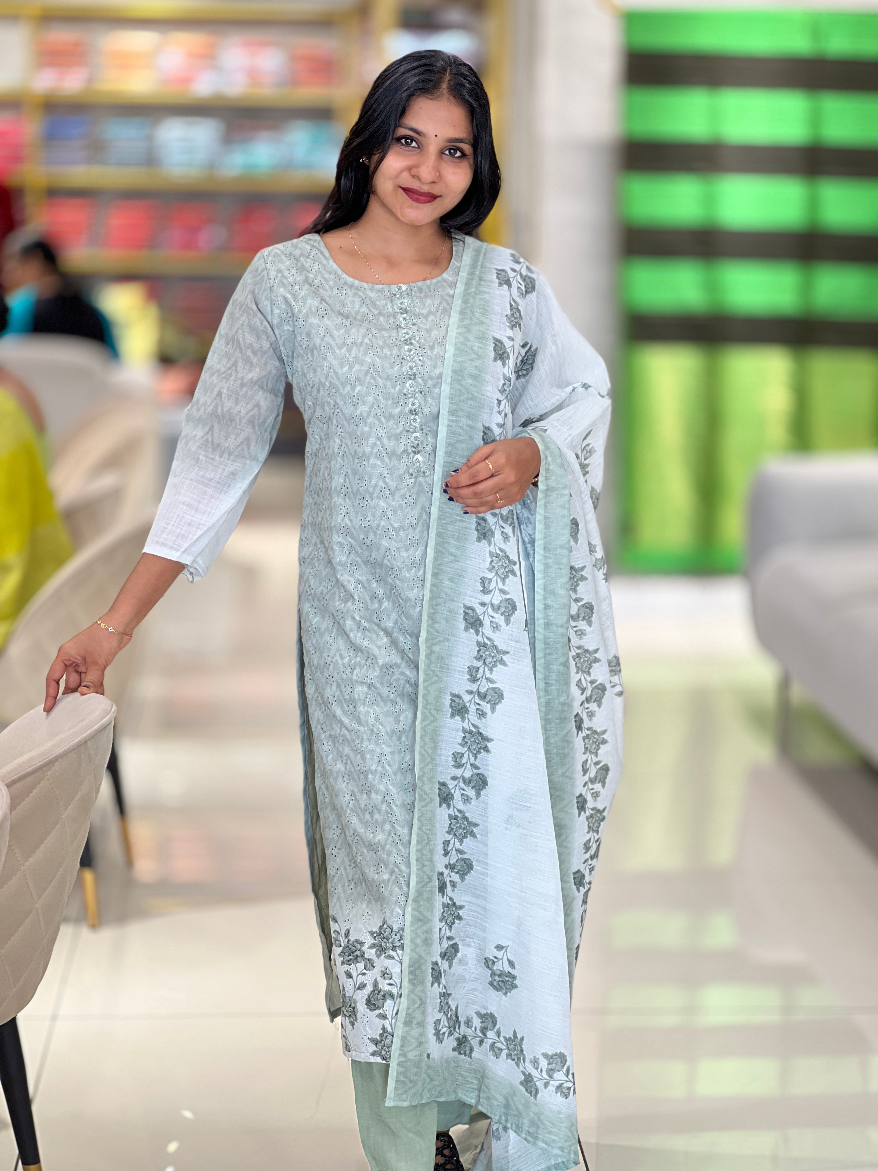 Embroidery & Hakoba Detailed Cotton Kurta Set | VFD134