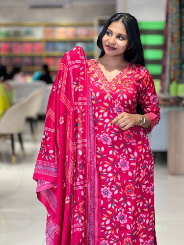 Floral Print & Mirror Detailed Cotton Kurta Set | YOC140