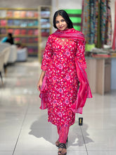 Floral Print & Mirror Detailed Cotton Kurta Set | YOC140
