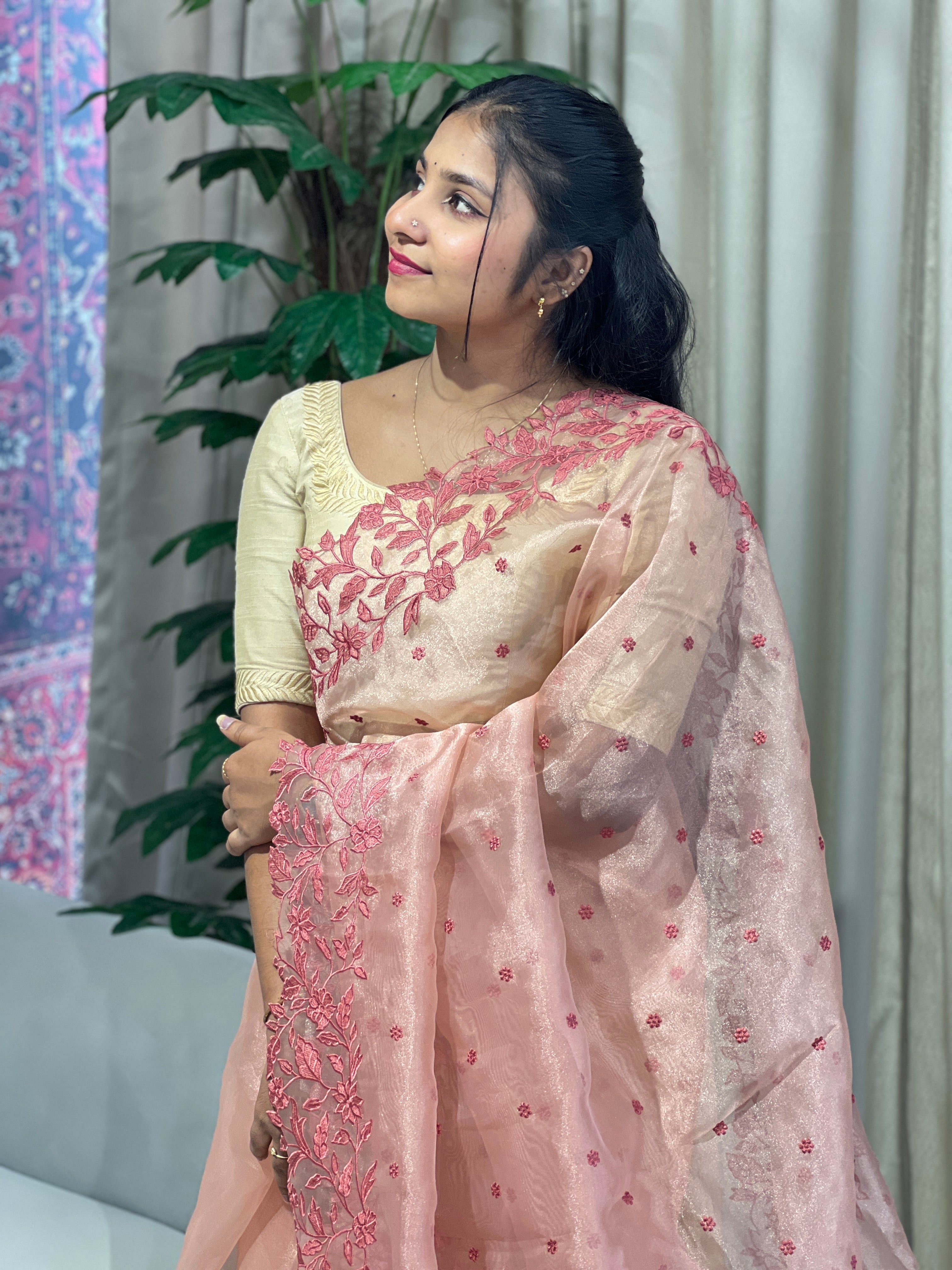 Floral Embroidery Detailed Shimmer Organza Saree | BLD1601