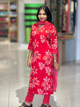 Floral Print & Mirror Detailed Cotton Kurta Set | YOC137