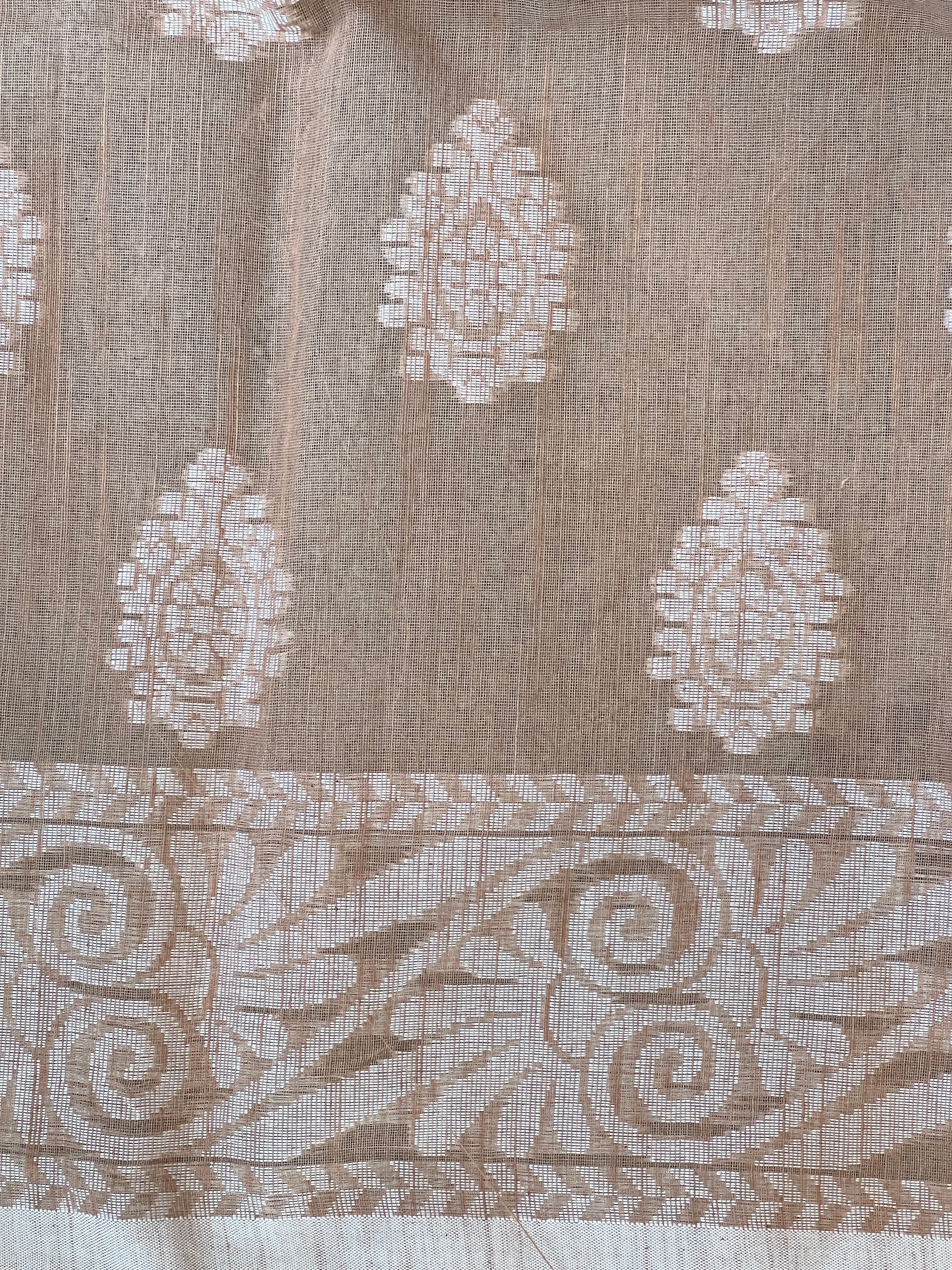 Scattered Weaved Jamdani Saree |RP815