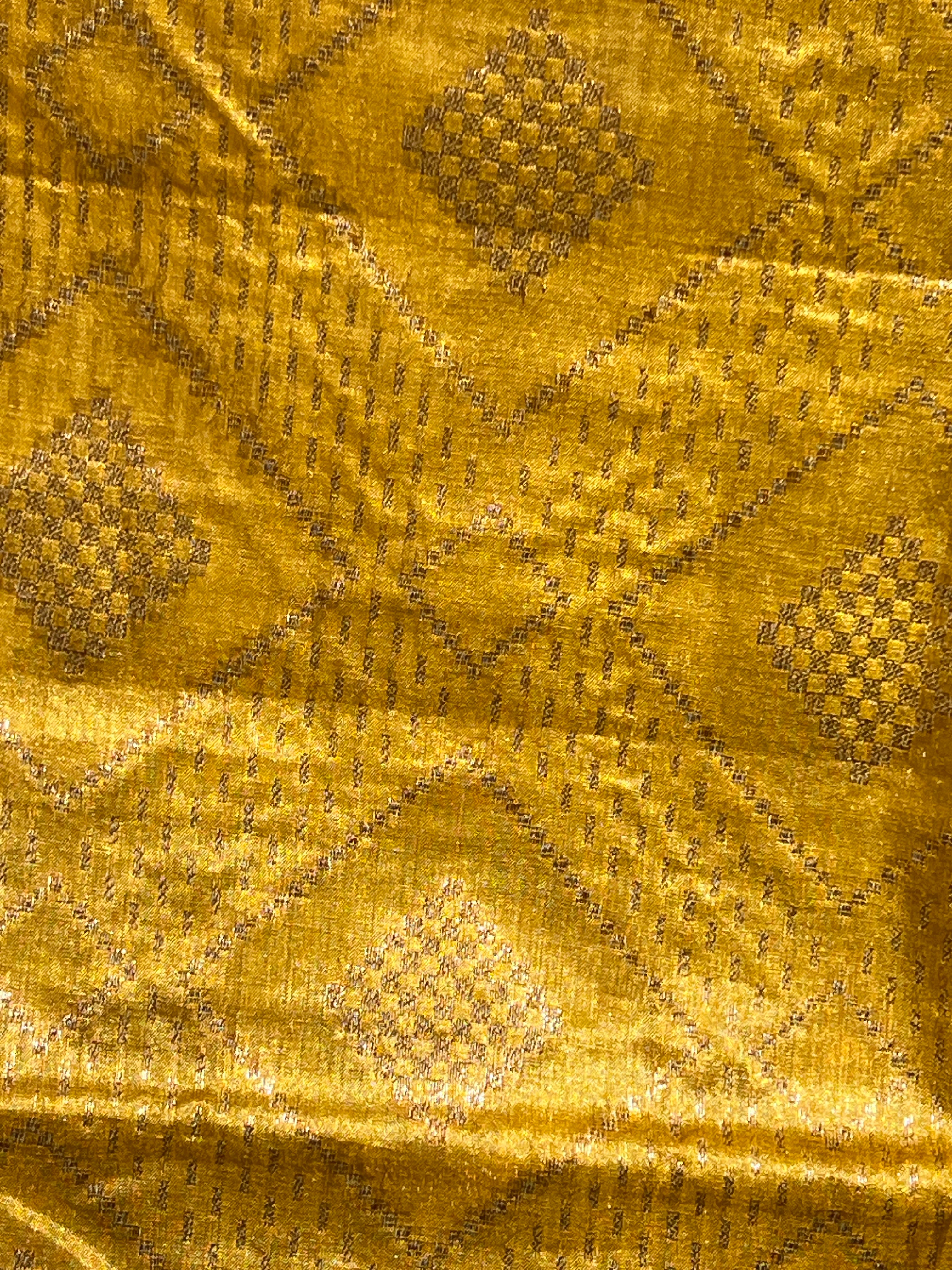 Geometric Patterned Tussar Saree | YNG408