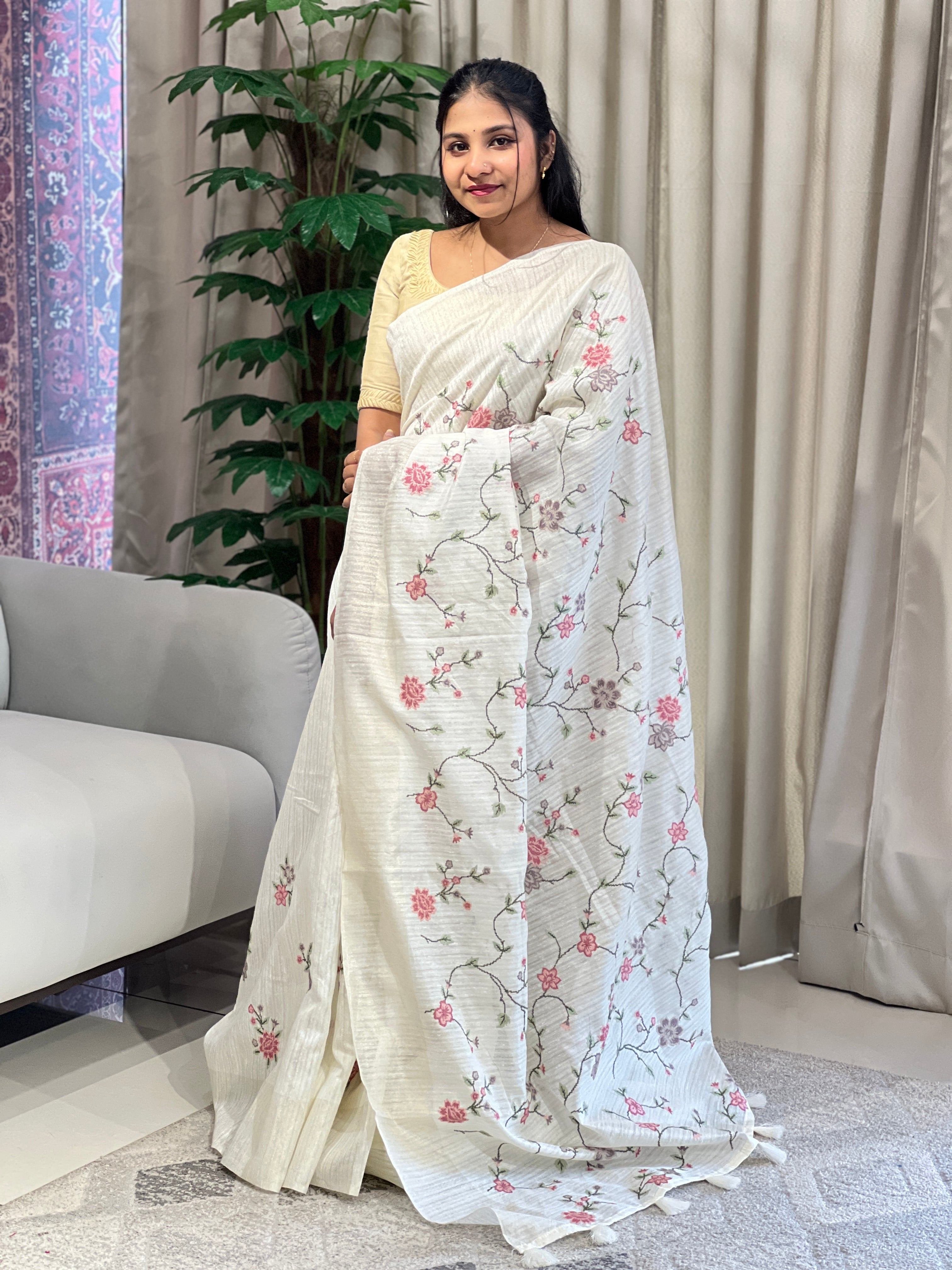 Floral Cross Stitch Machine Embroidery Detailed Green Silk Saree | BLD1643