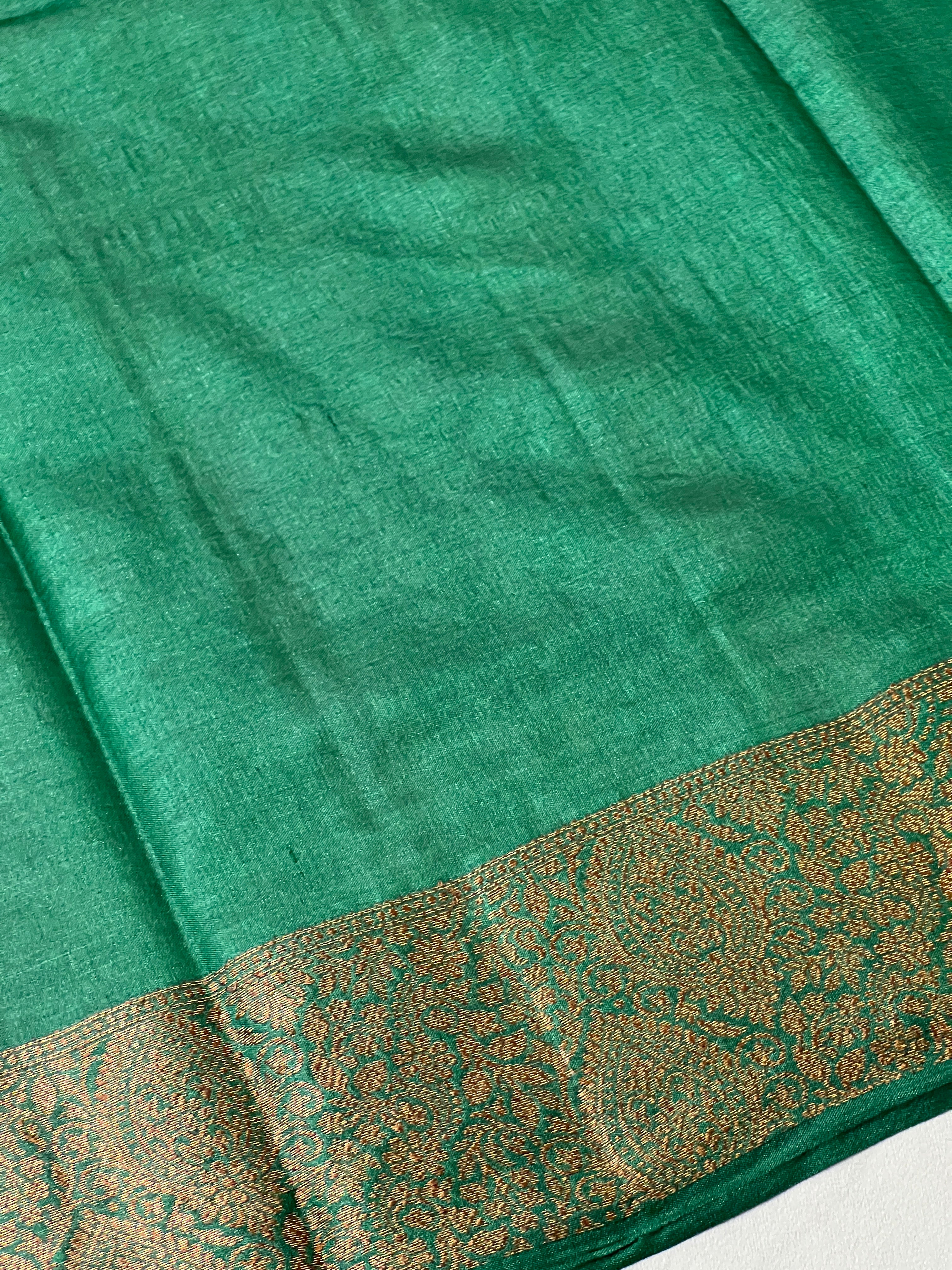 Zari Border Detailed Tussar Saree | YNG400