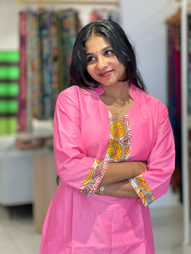Cotton Patch Detailed Chanderi Finish Kurta | DNT315