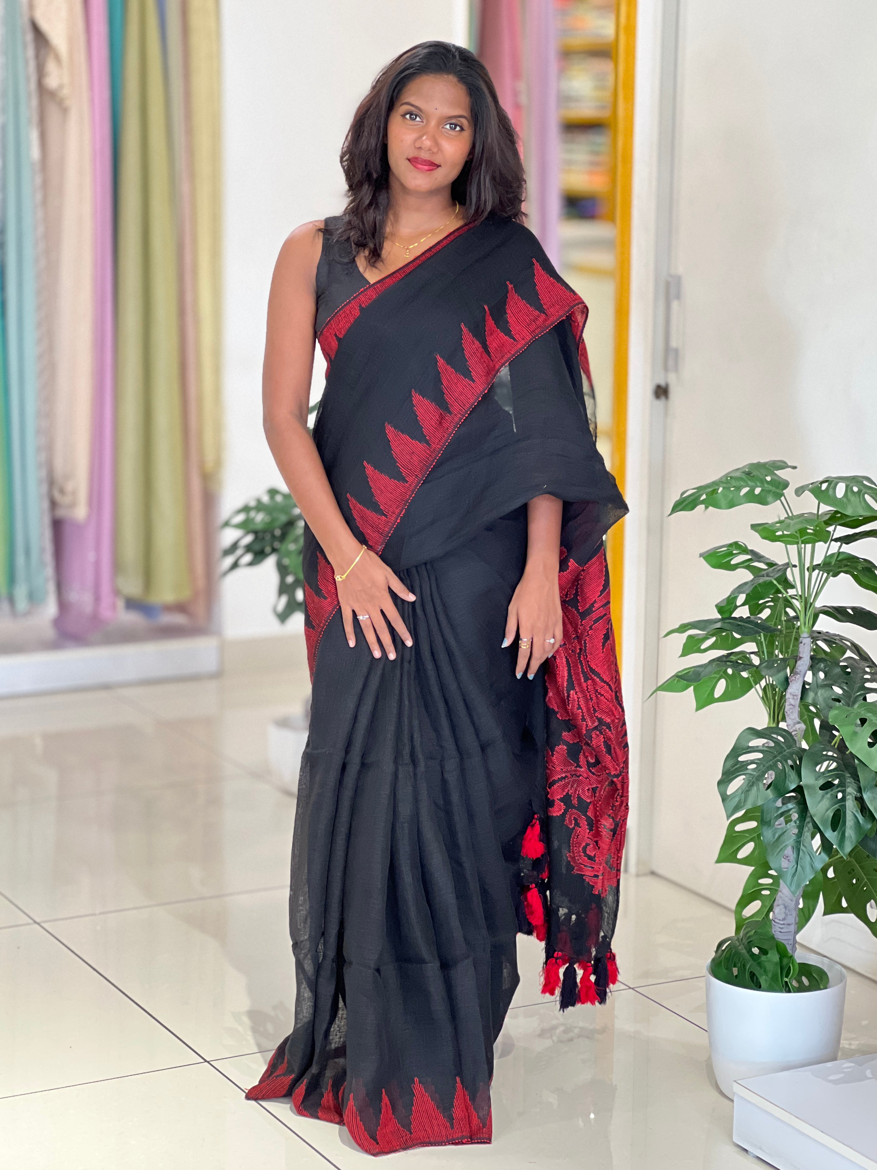 Thread Weaving Pattern Linen Saree |EVA137