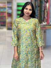 Floral Printed Muslin Finish Kurta | DNT308