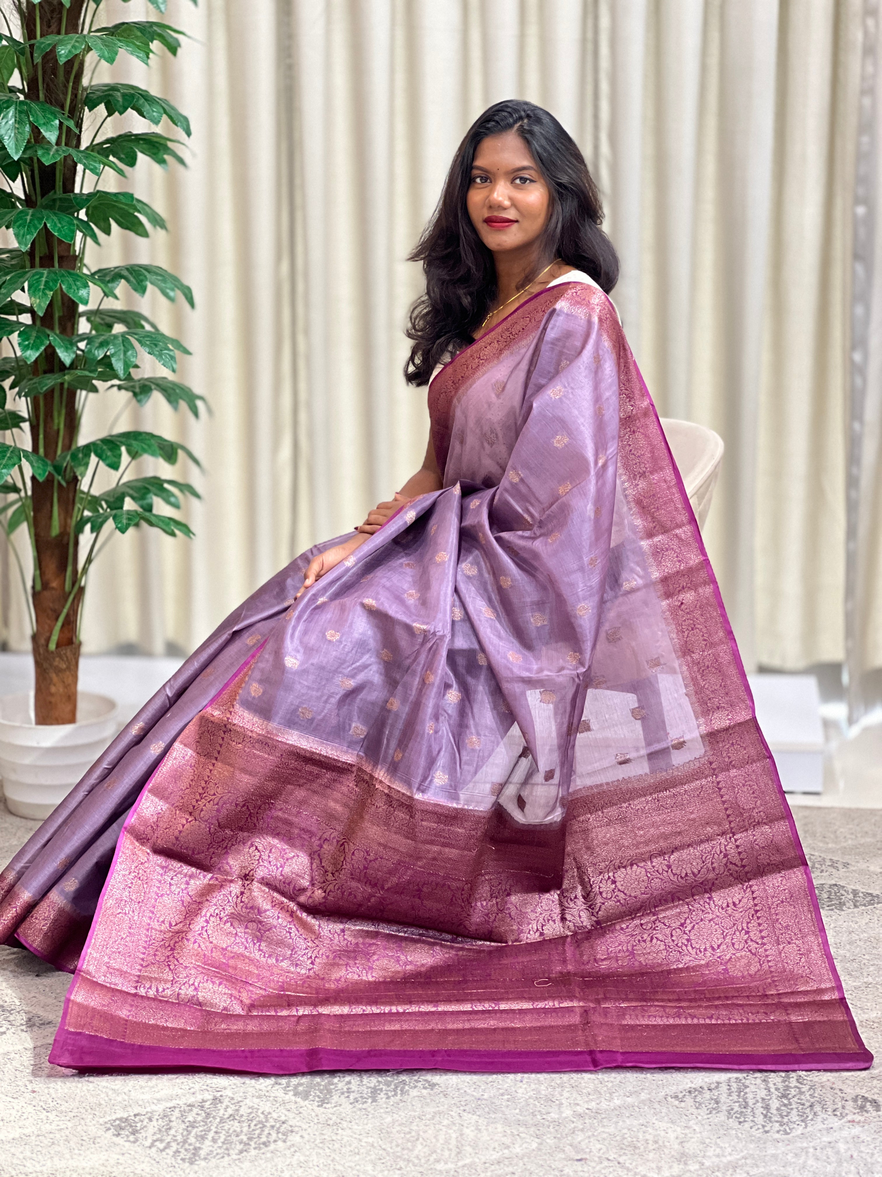 Buta Woven Pattern Banarasi Tussar Saree | ZSS128