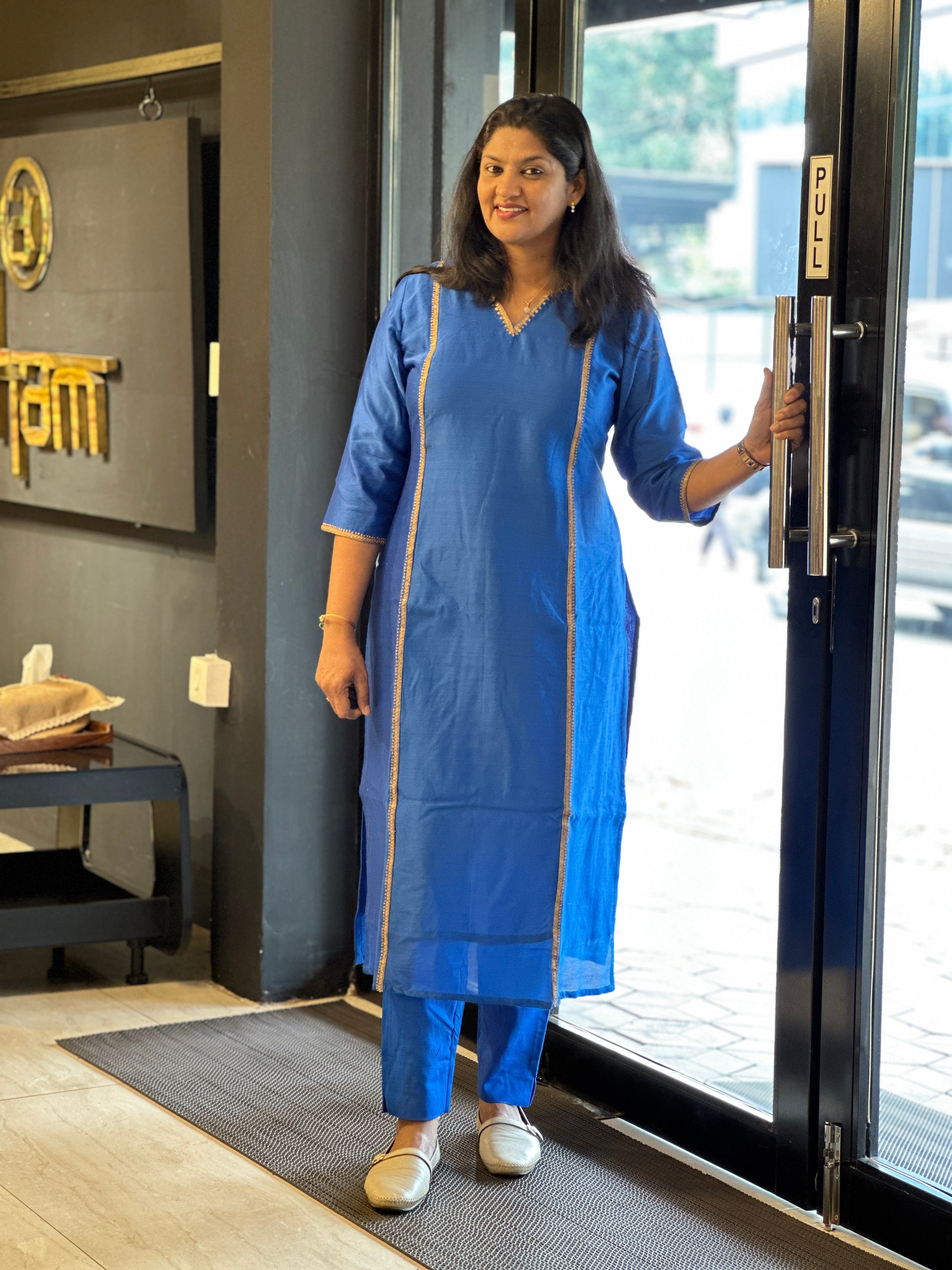 Hand Embroidery With Sequins Highlighted Chanderi Kurta Set | DN788