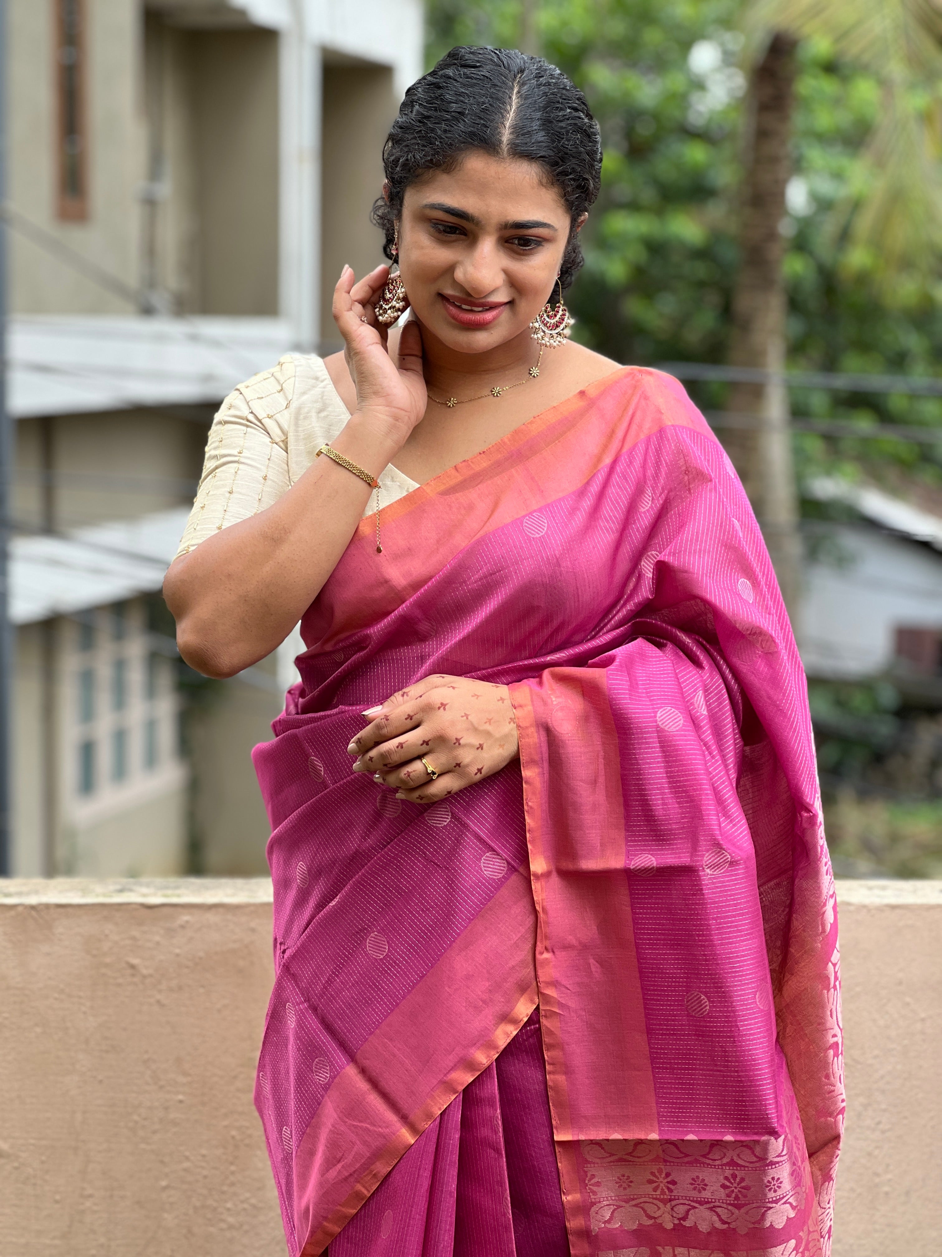 Vertical Line Weaving Cotton Silk Saree | KTS157