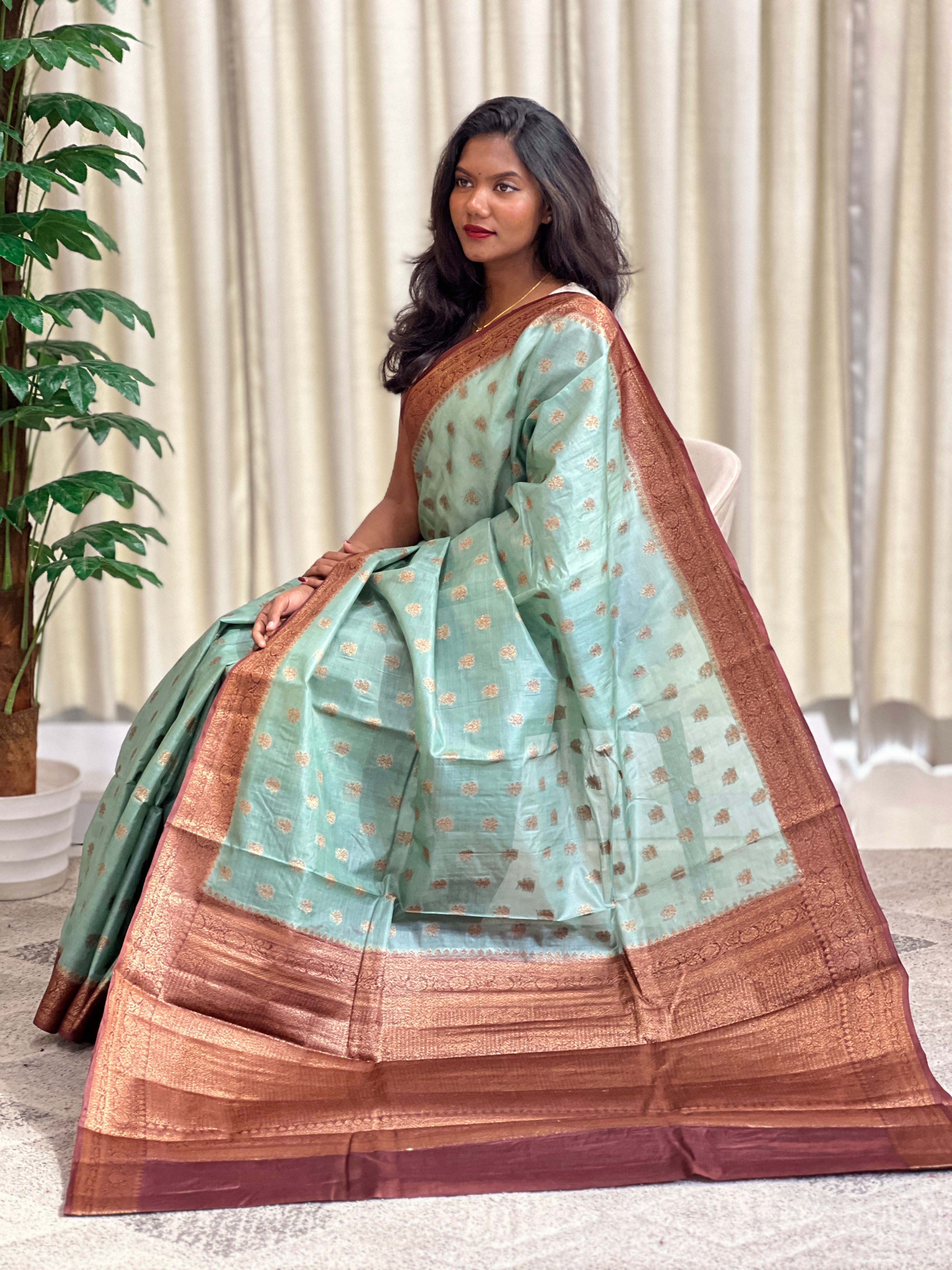 Buta Woven Pattern Banarasi Tussar Saree  | ZSS133