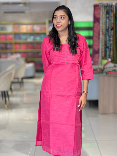 Pin Tuck Detailed Chanderi Finish Kurta | DNT319