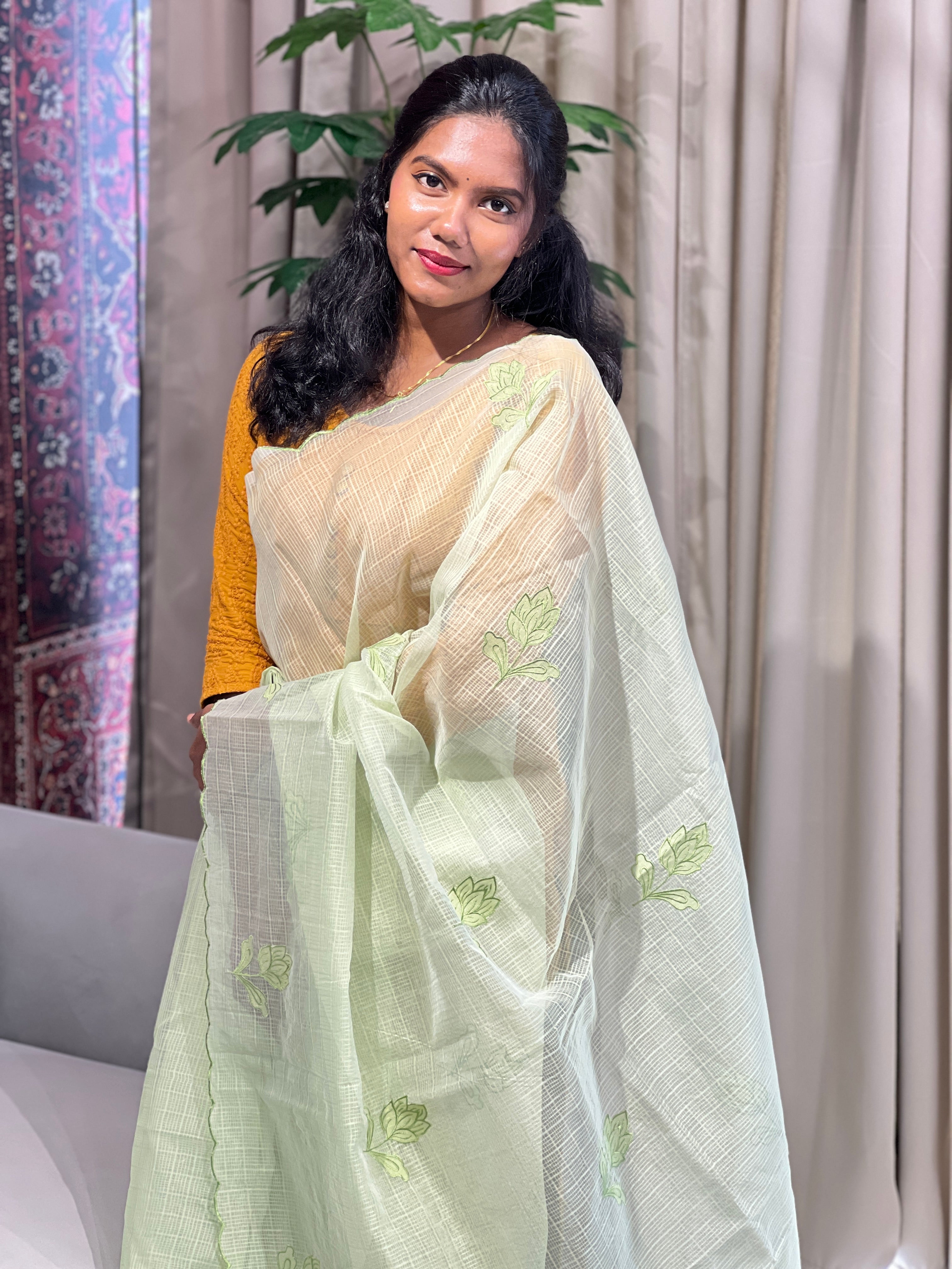 Floral Applique Detailing Kota Saree | BLD1632