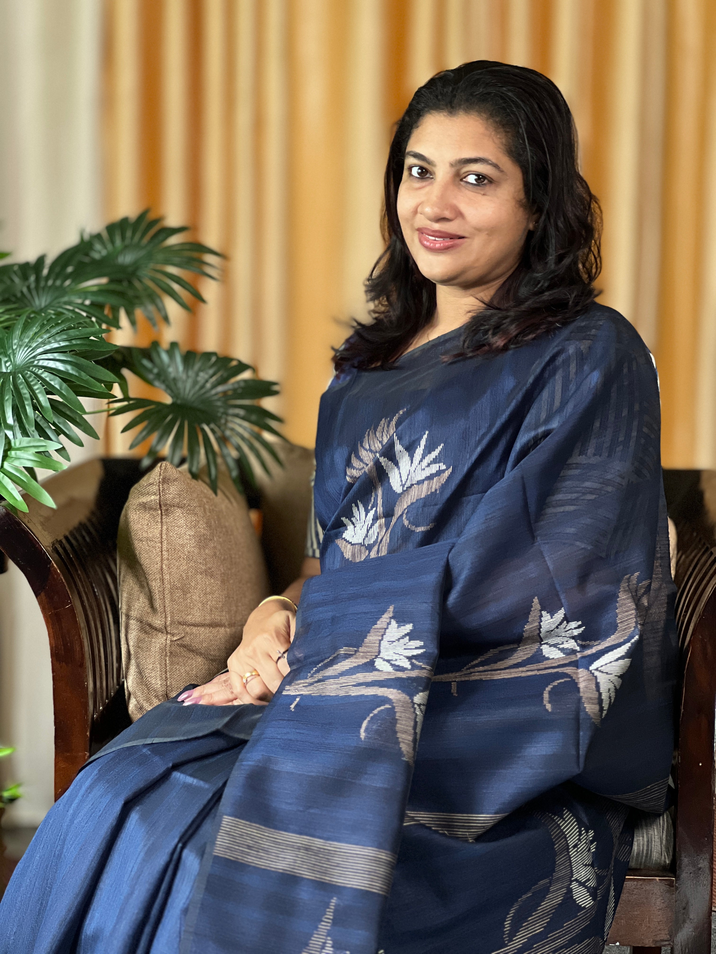 Jamdani Weaving Geecha Tussar Finish Saree | YNG349