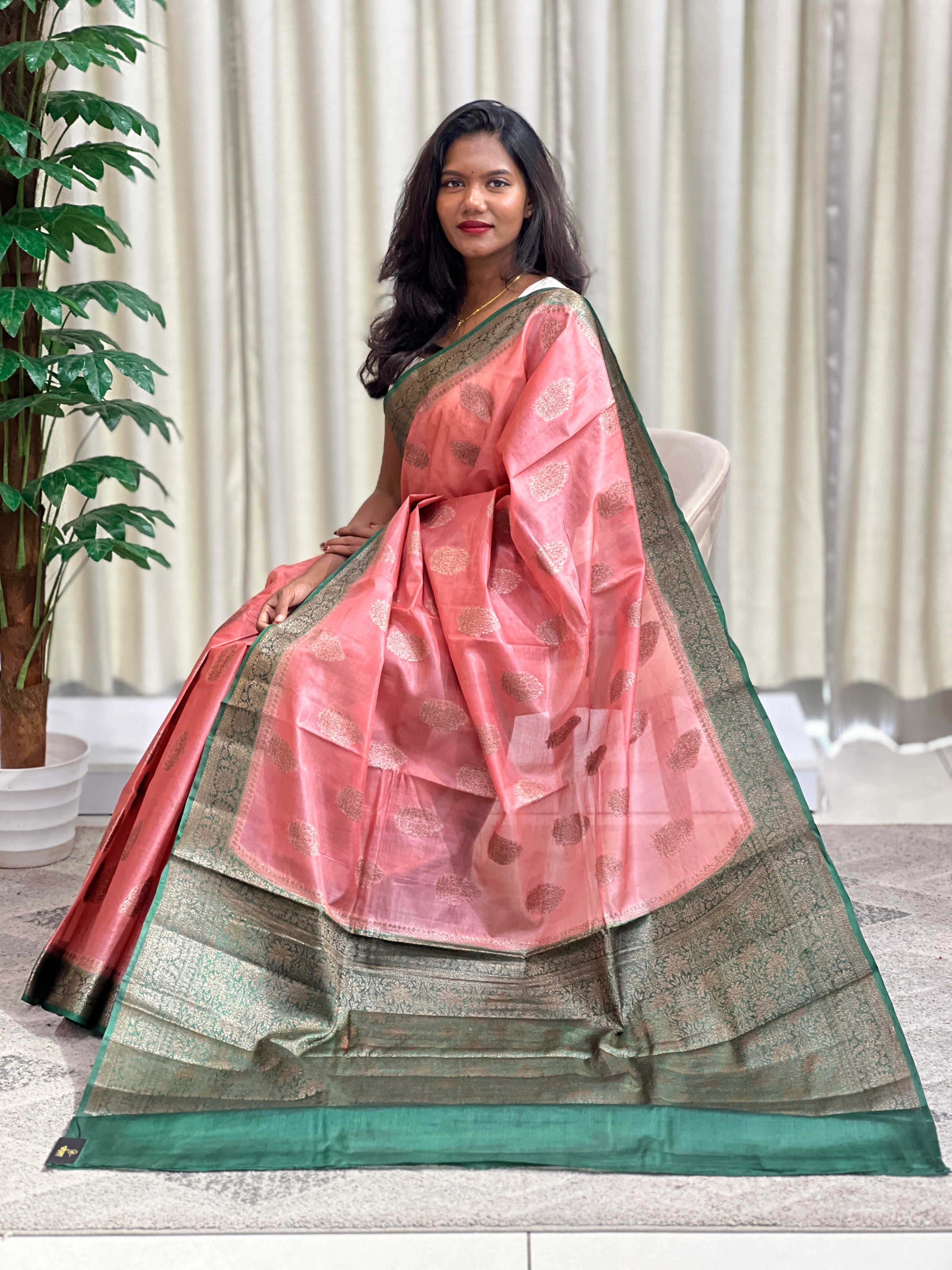 Buta Woven Pattern Banarasi Tussar Saree | ZSS134