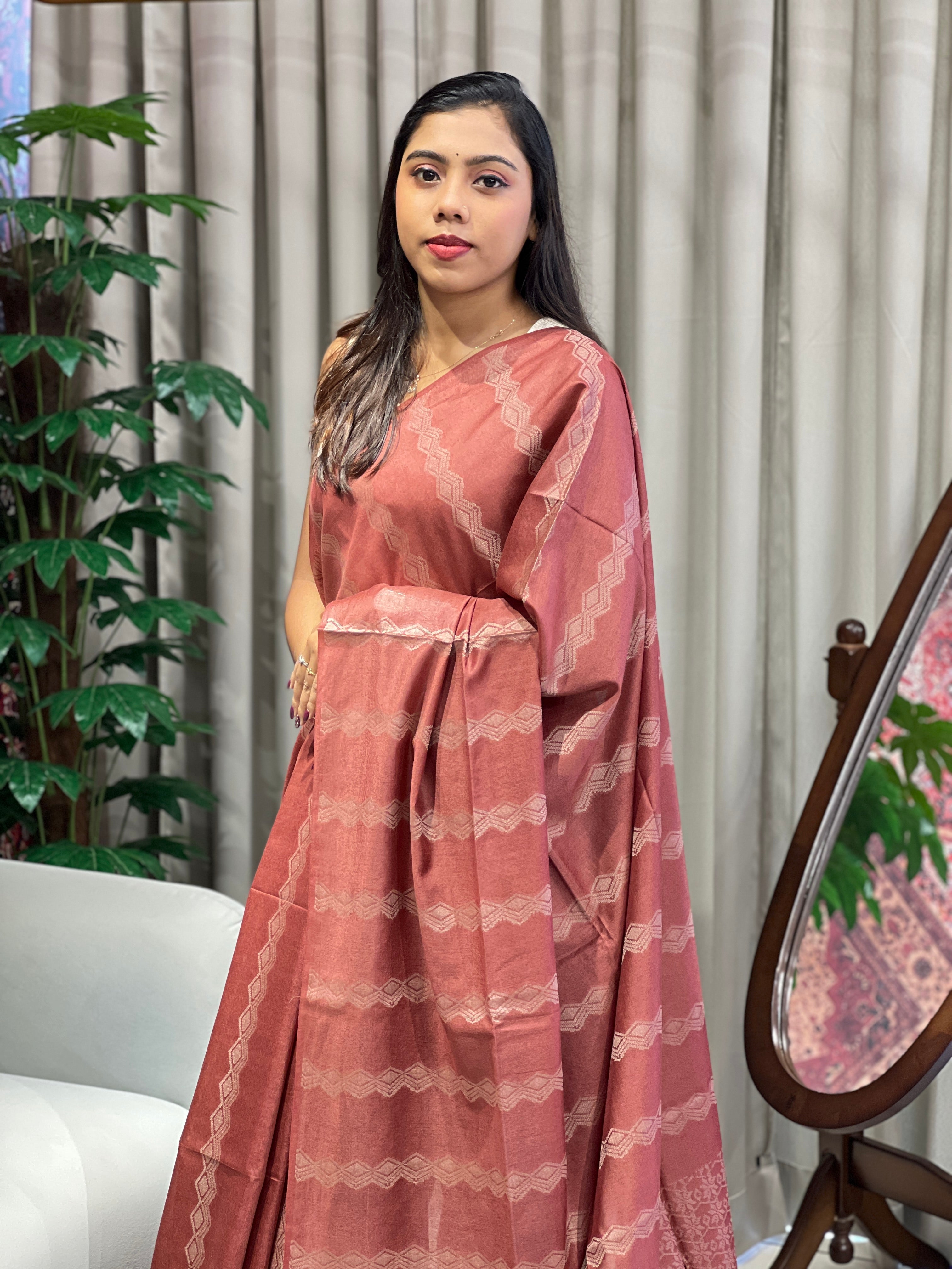 Thread Weaved Bhagalpuri Linen Saree | PF1125