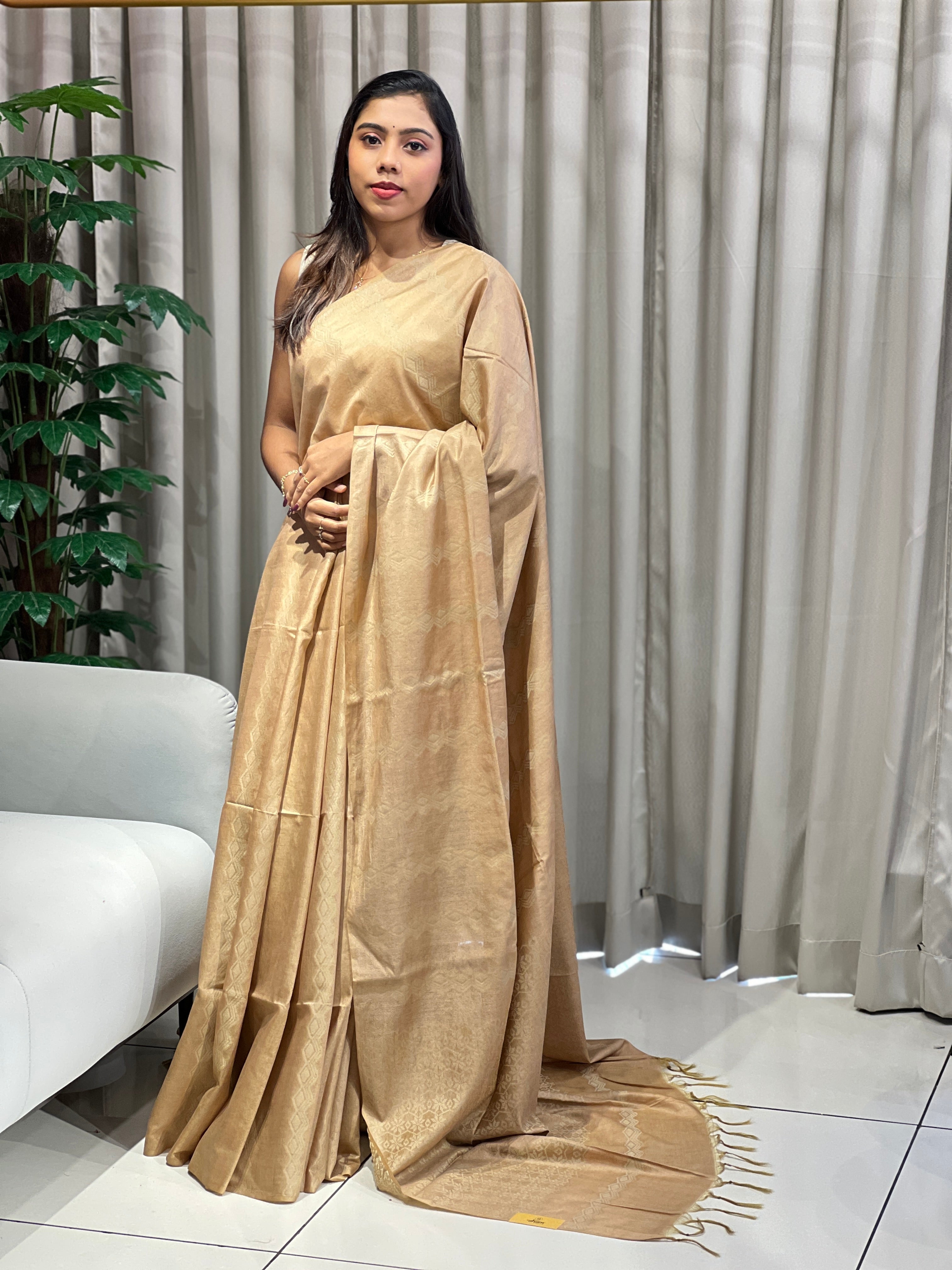 Thread Weaved Bhagalpuri Linen Saree | PF1122