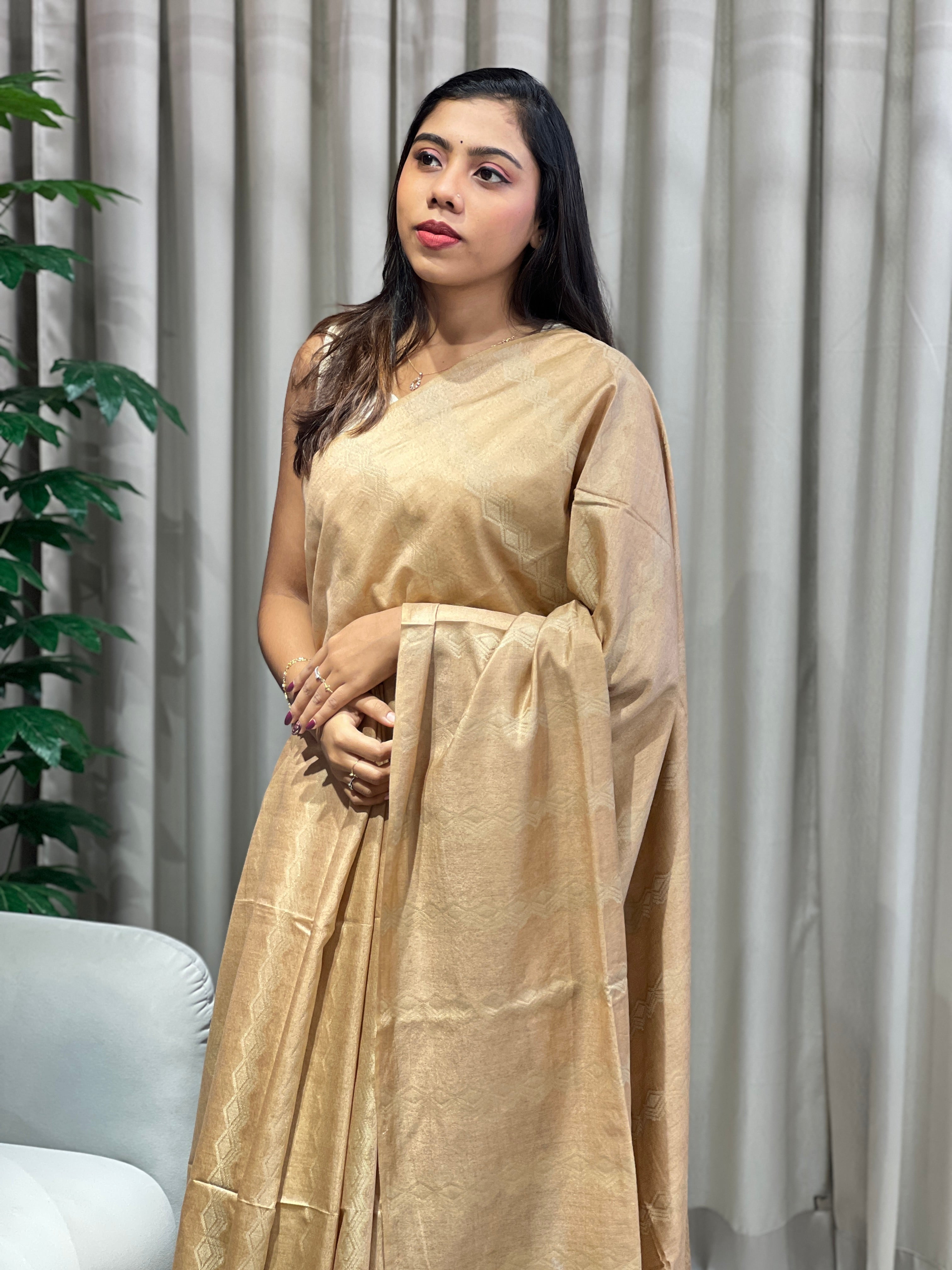 Thread Weaved Bhagalpuri Linen Saree | PF1122