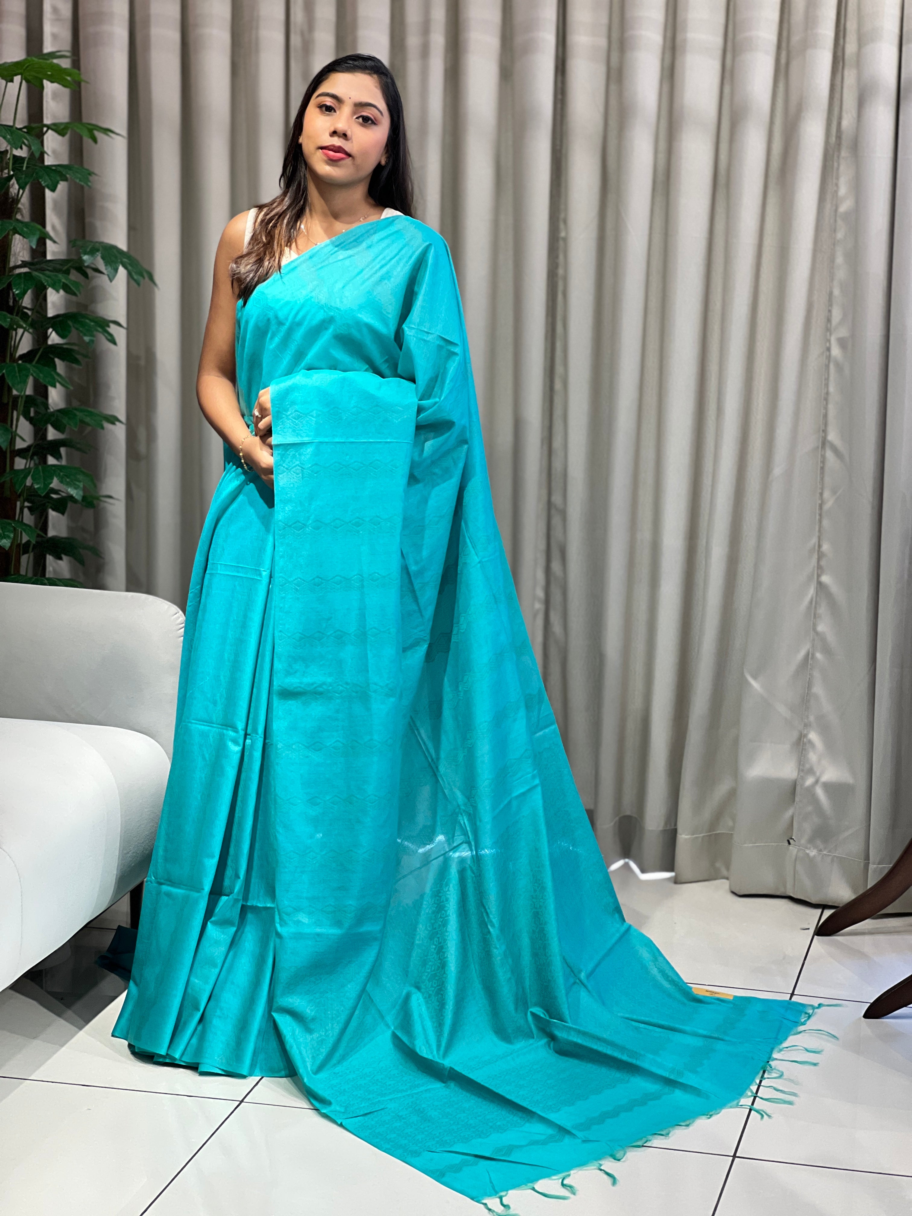 Thread Weaved Bhagalpuri Linen Saree | PF1121