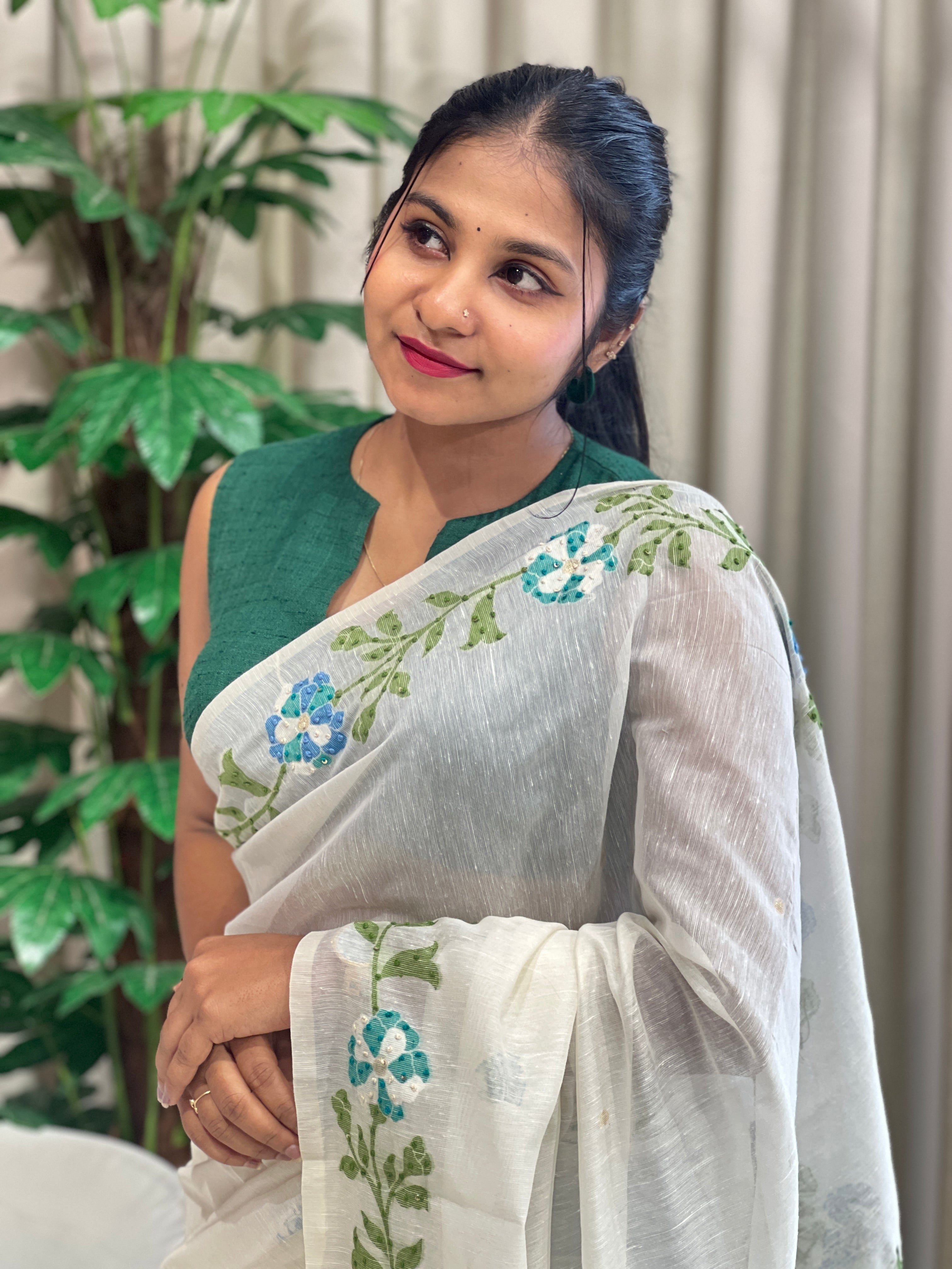 Floral Jamdani Weaved Chanderi Saree | BLD1724