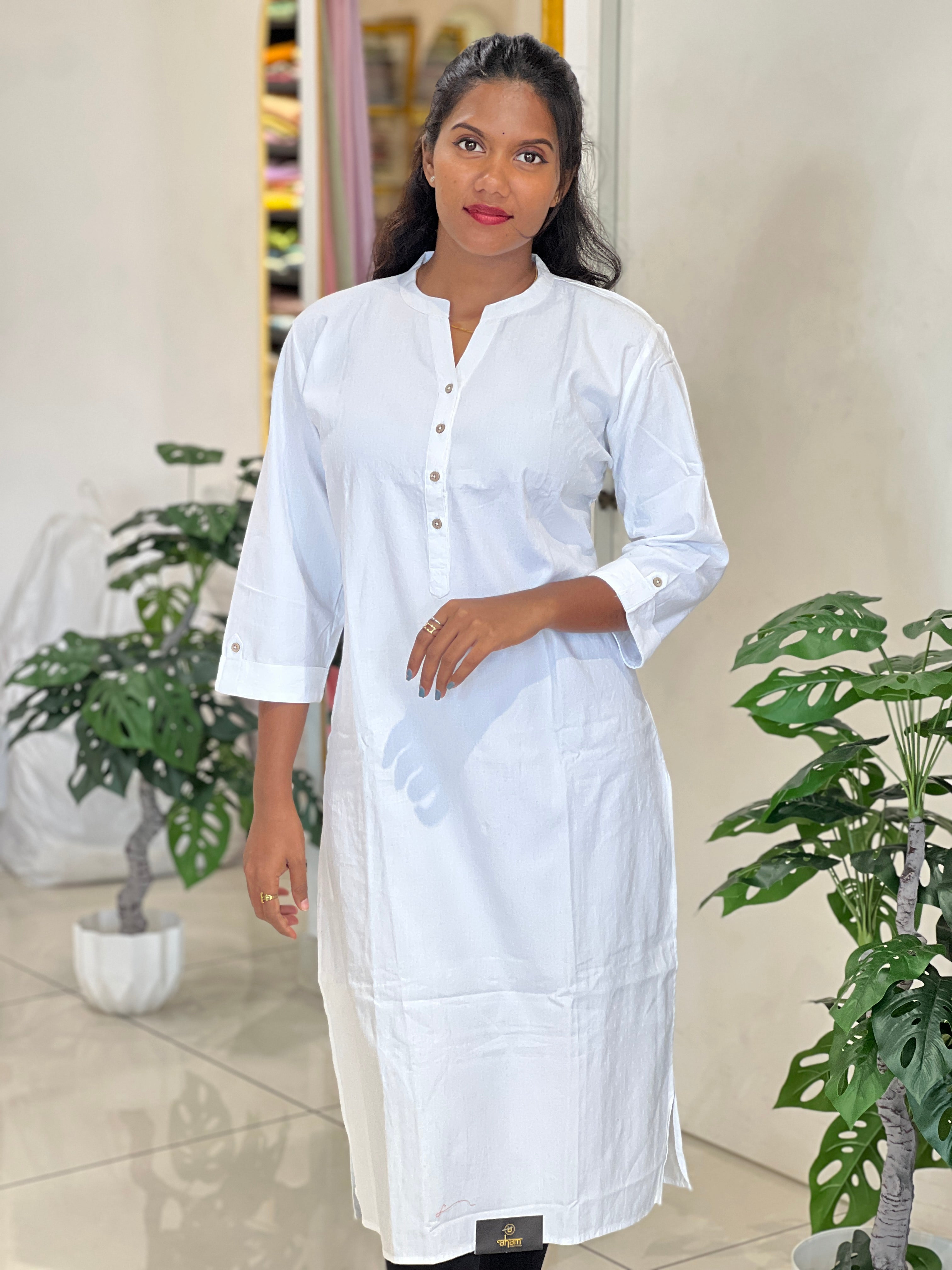 Solid Button Detailed Cotton Kurta | PGI222