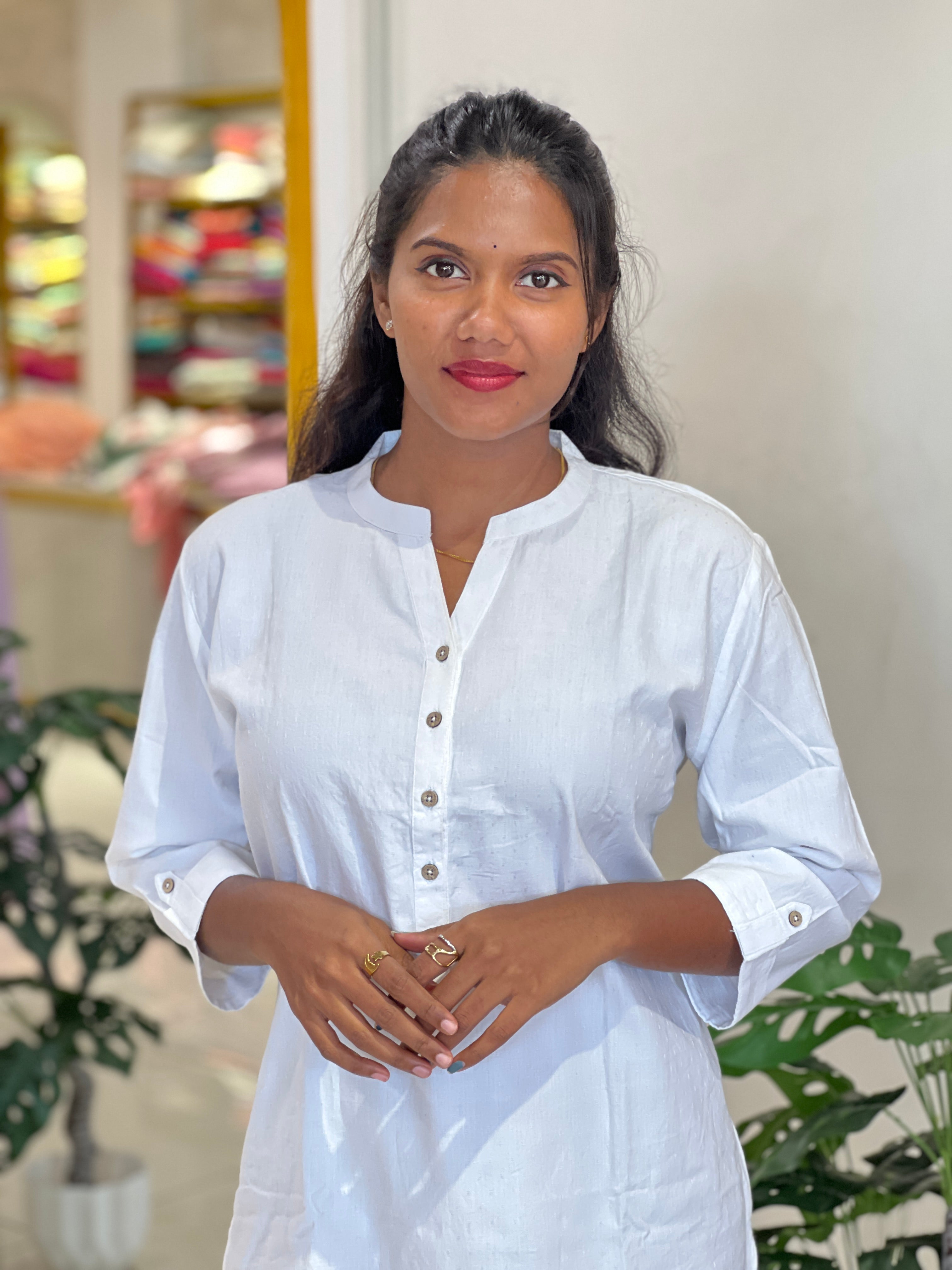 Solid Button Detailed Cotton Kurta | PGI222