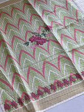Floral Design Tissue Saree | GAT225