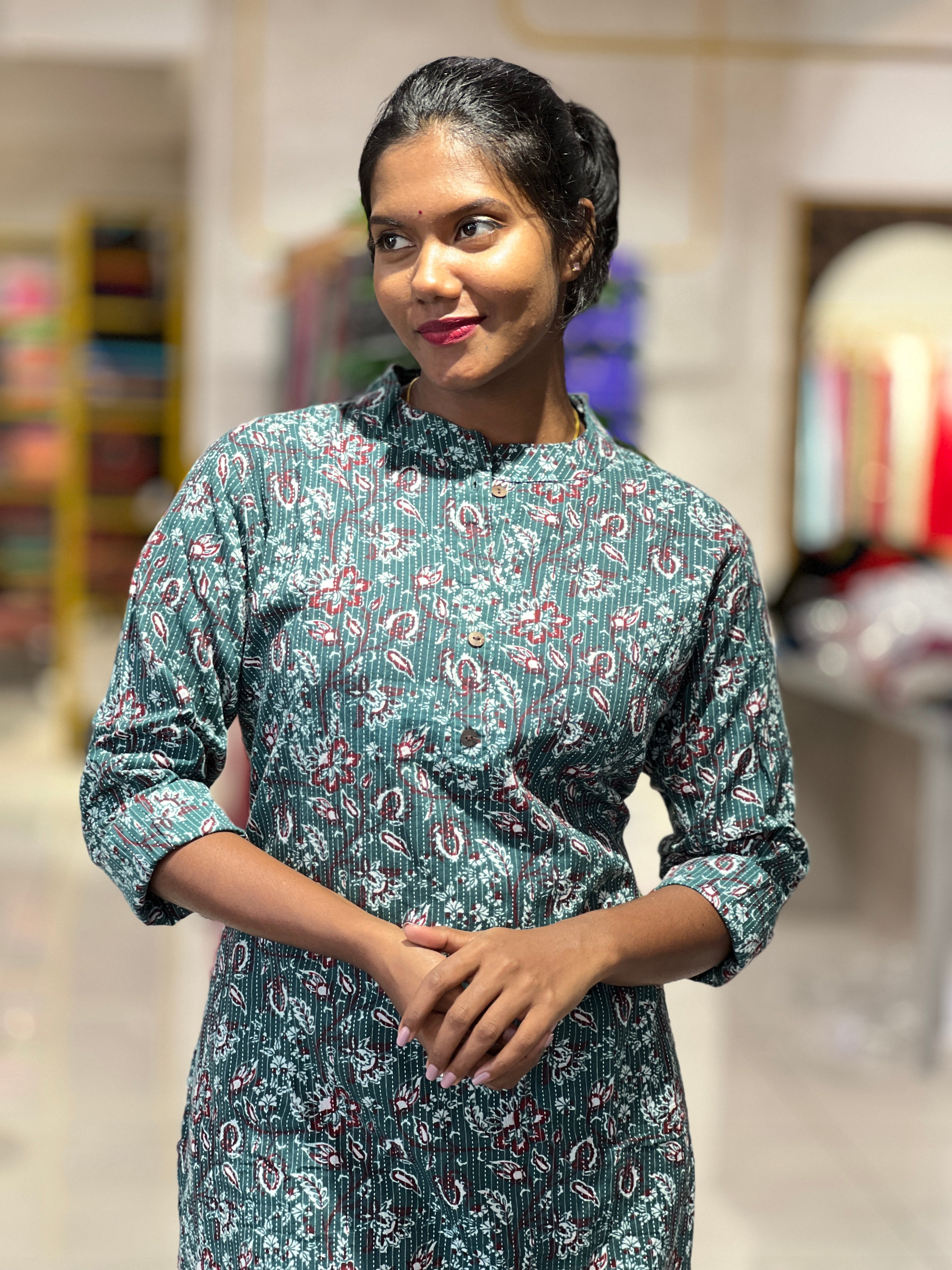 Floral Print With Kantha Detailed Cotton Kurta | EA108