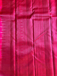 Hand-Woven Kanchipuram Saree | BAS116