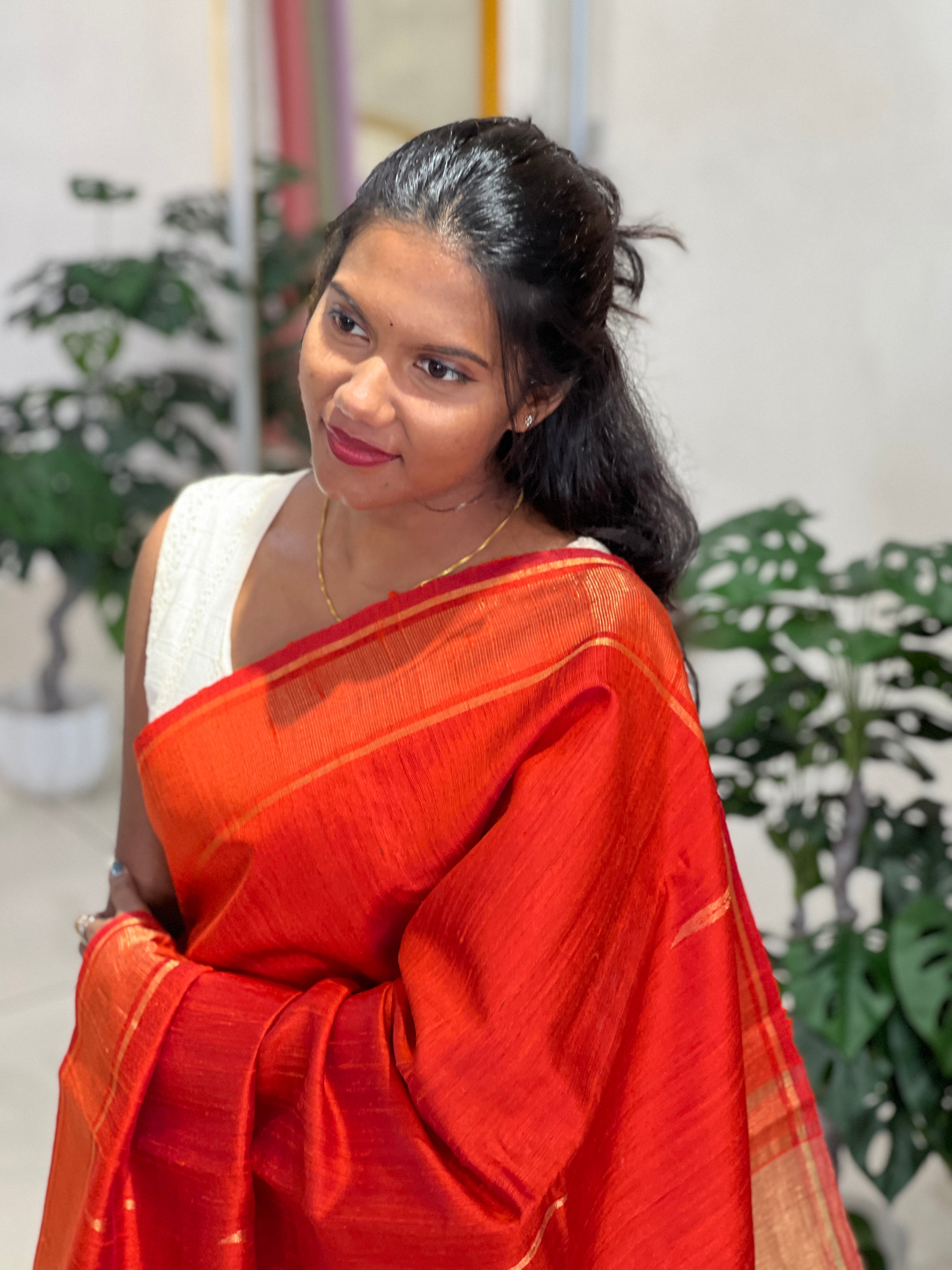 Golden Zari Weaving Pattern Raw Silk Saree |HS1360