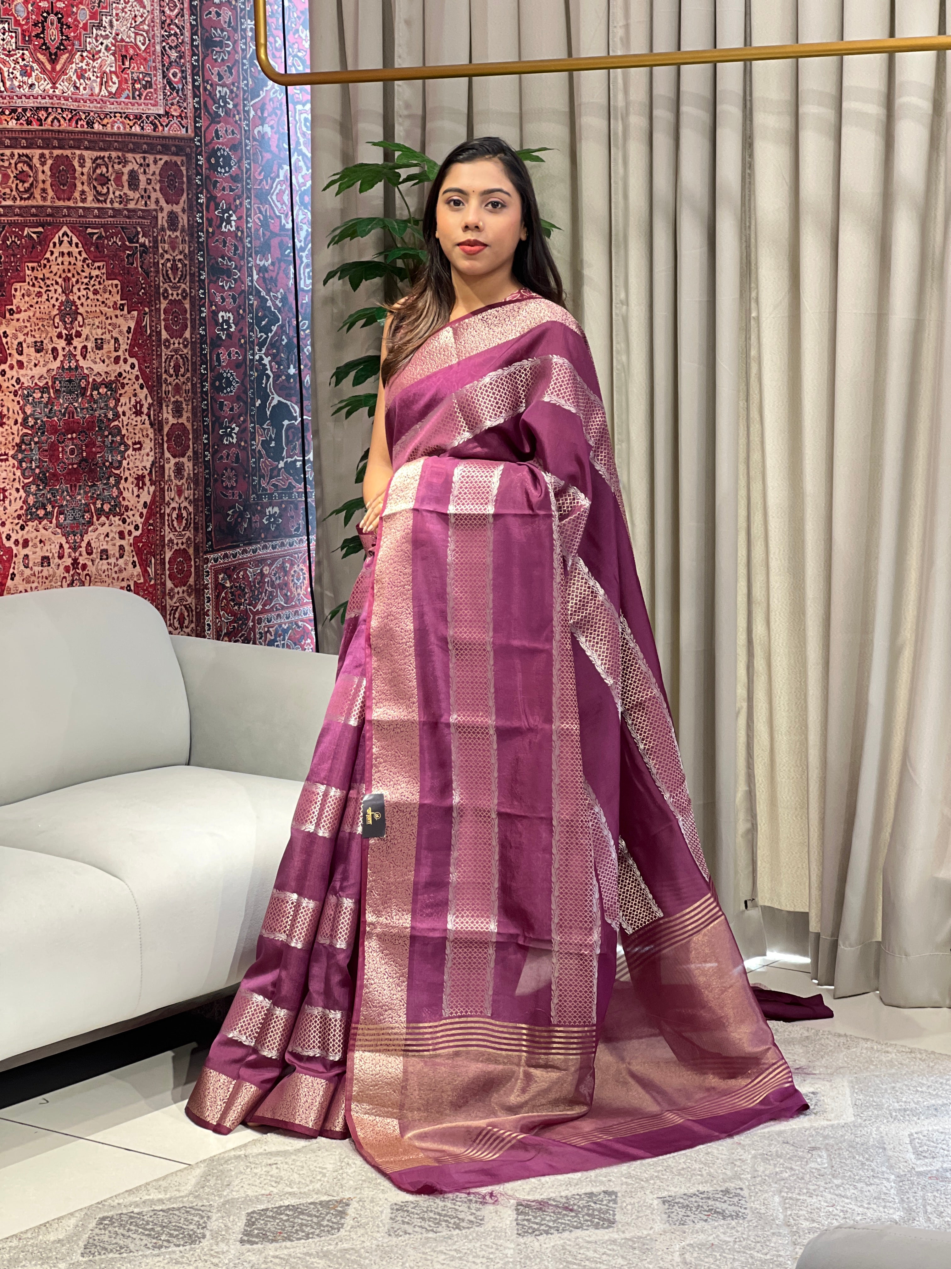 Zari Woven Banarasi Silk Saree | NN403