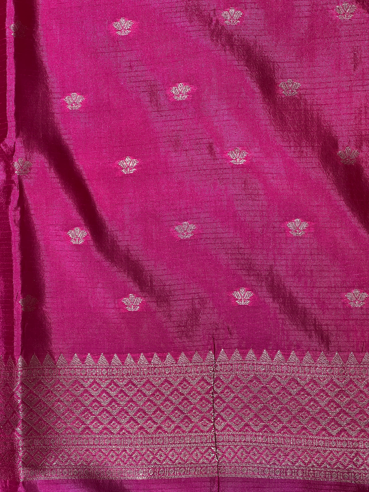 Check Patterned Semi Silk Saree | PET104