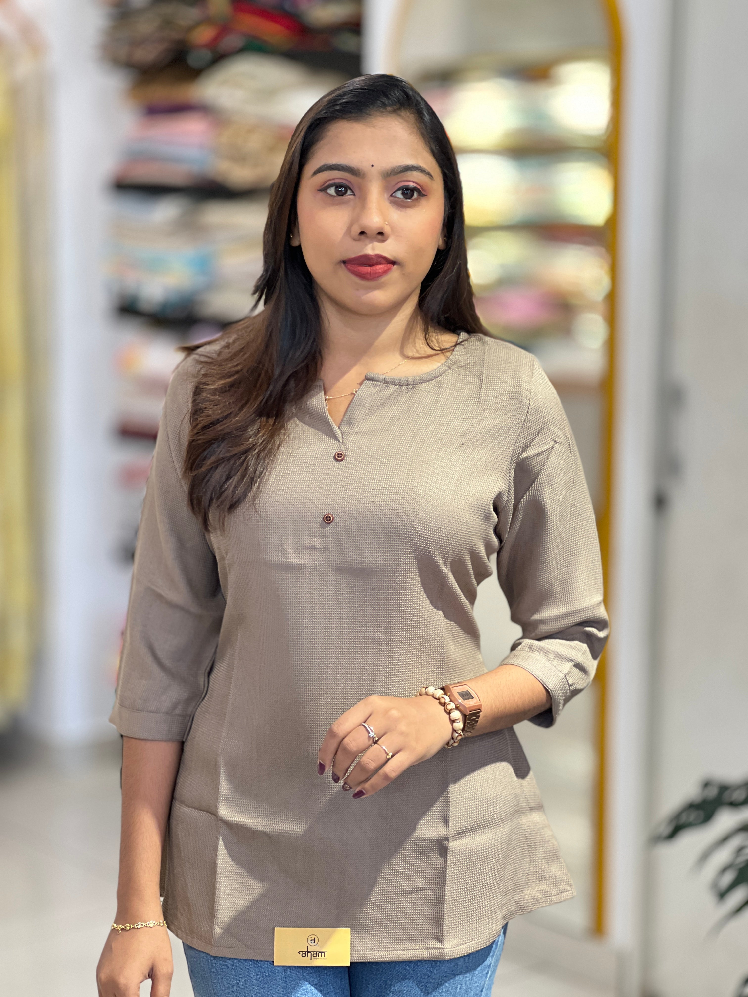 Button Detailed Solid Rayon Short Kurta | VSI138