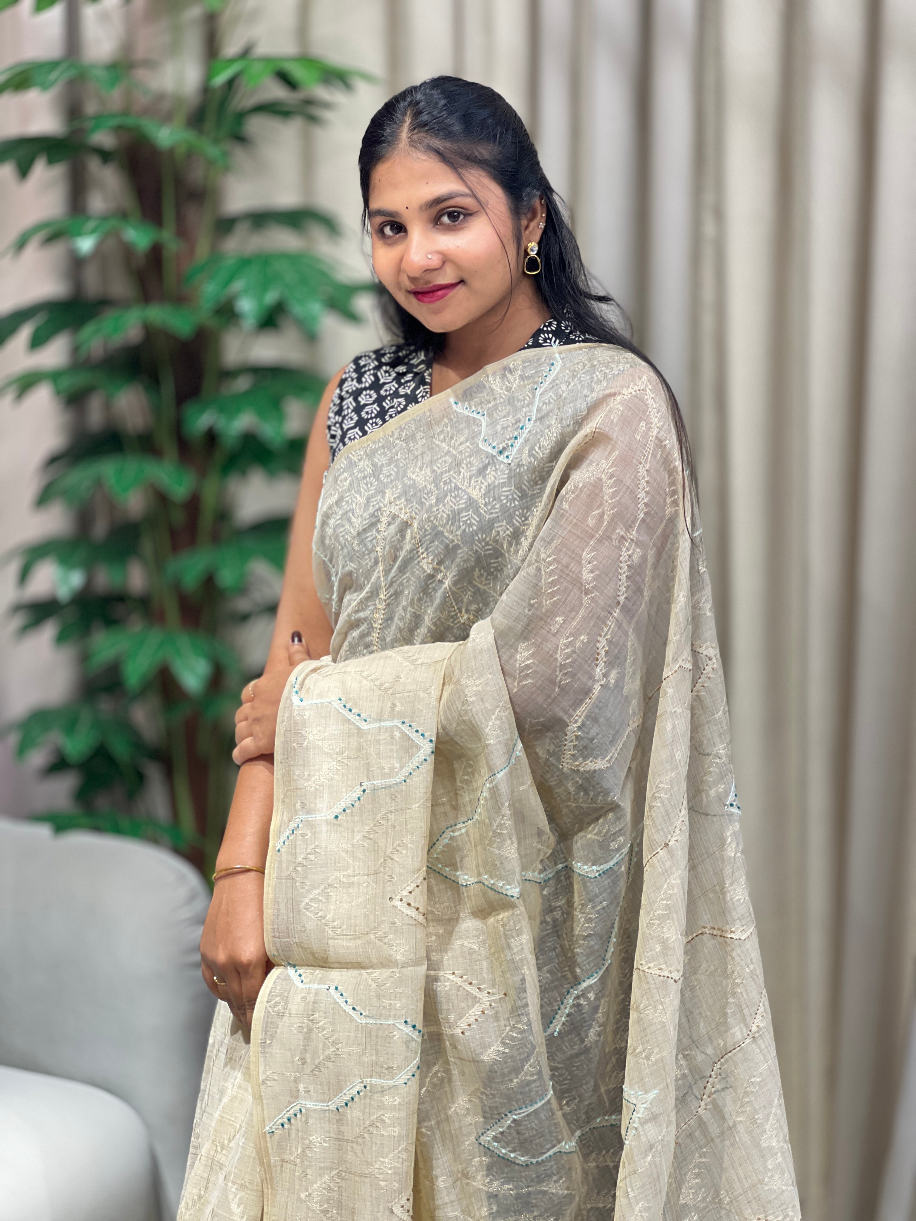 Lurex Weaved Chanderi Saree | BLD1741