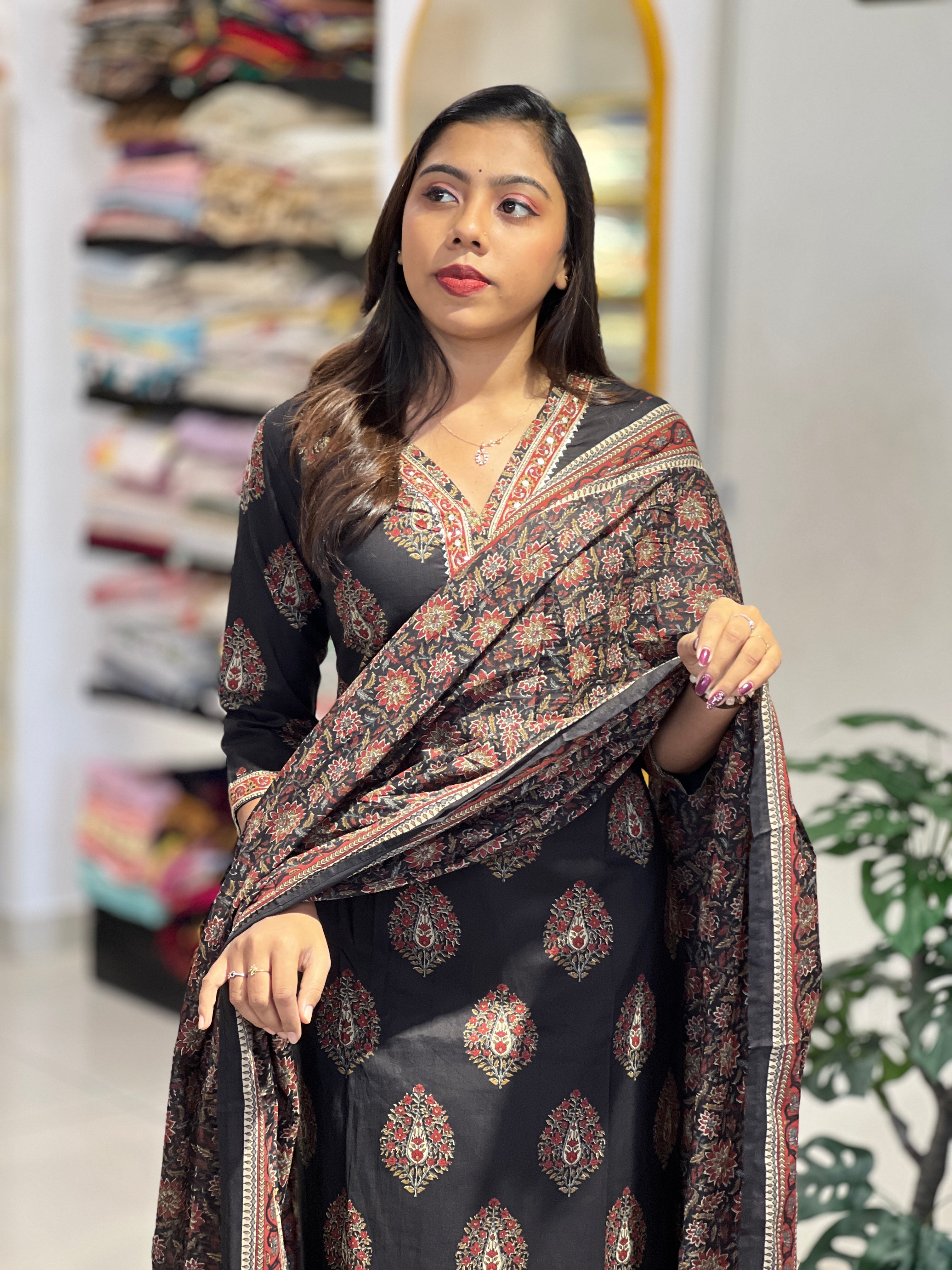 Block Printed Cotton Kurta Set | UNM113