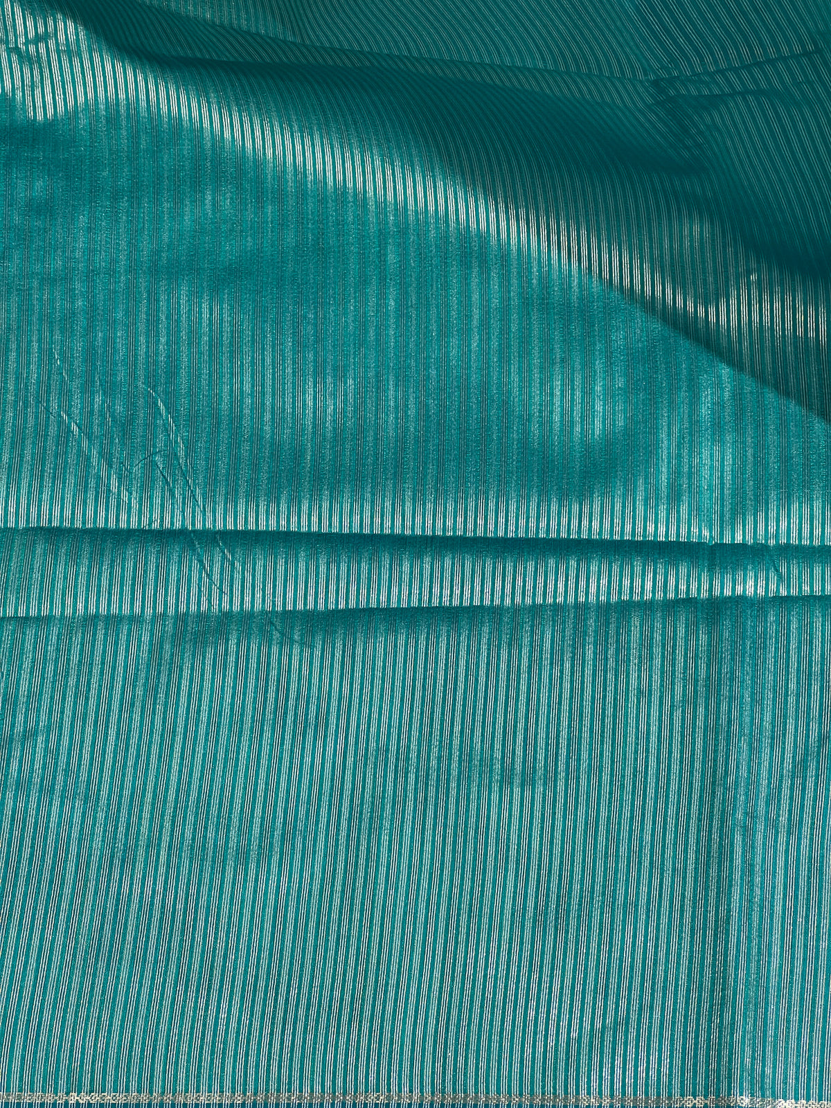 Vertical Line Pattern Semi Silk Saree | SSN589