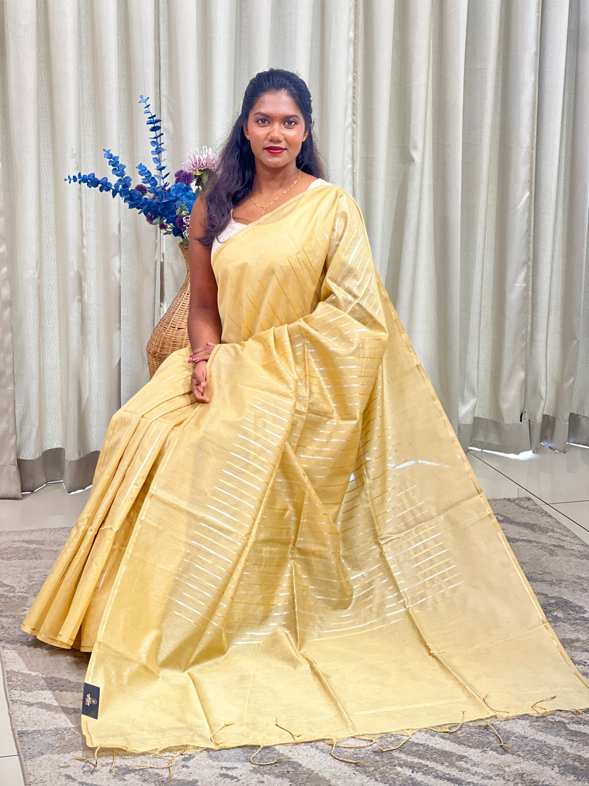 Vertical Line Pattern Semi Silk Saree  | SSN596
