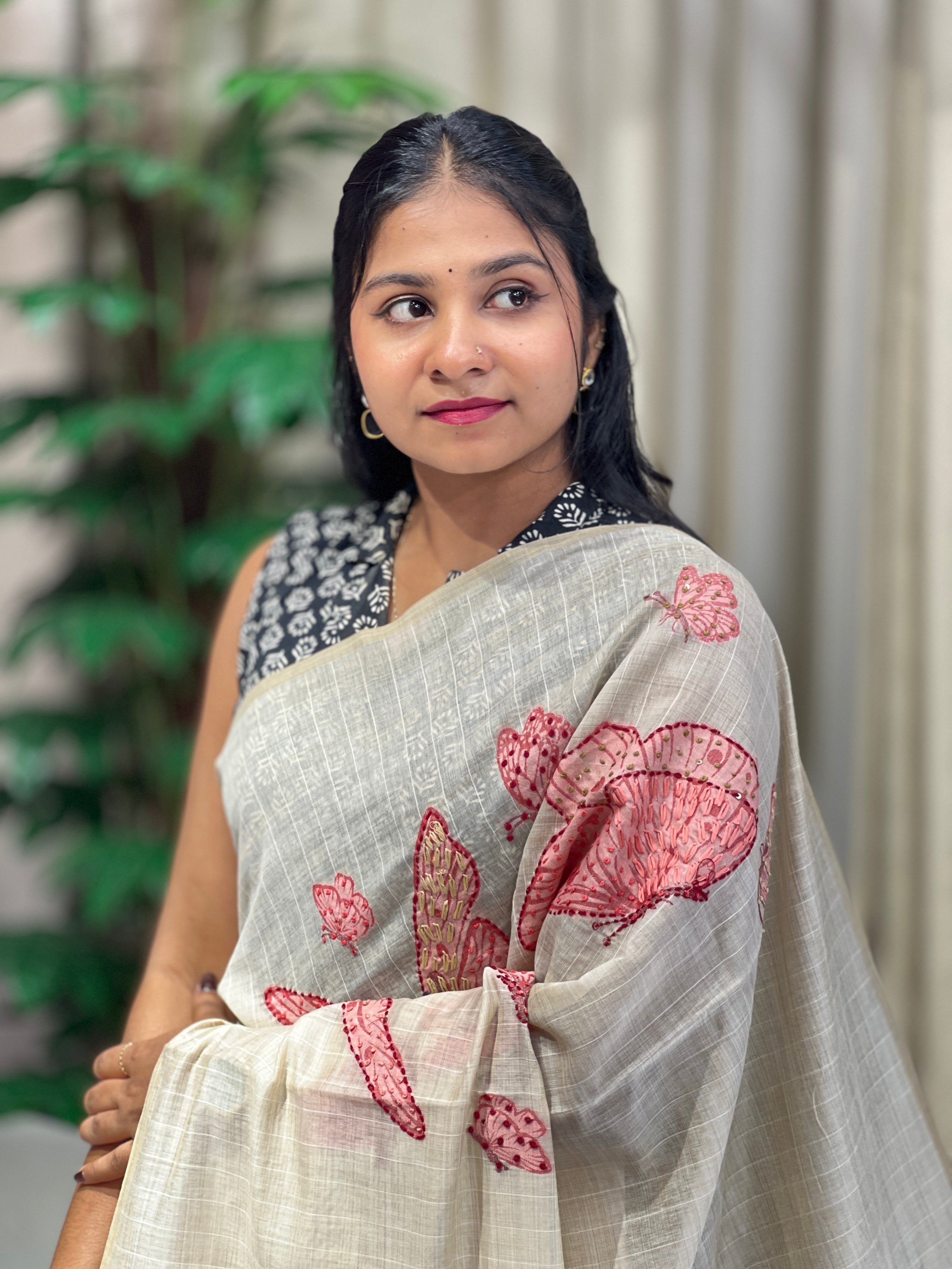 Hand Embroidery Detailed Chanderi Saree | BLD1690