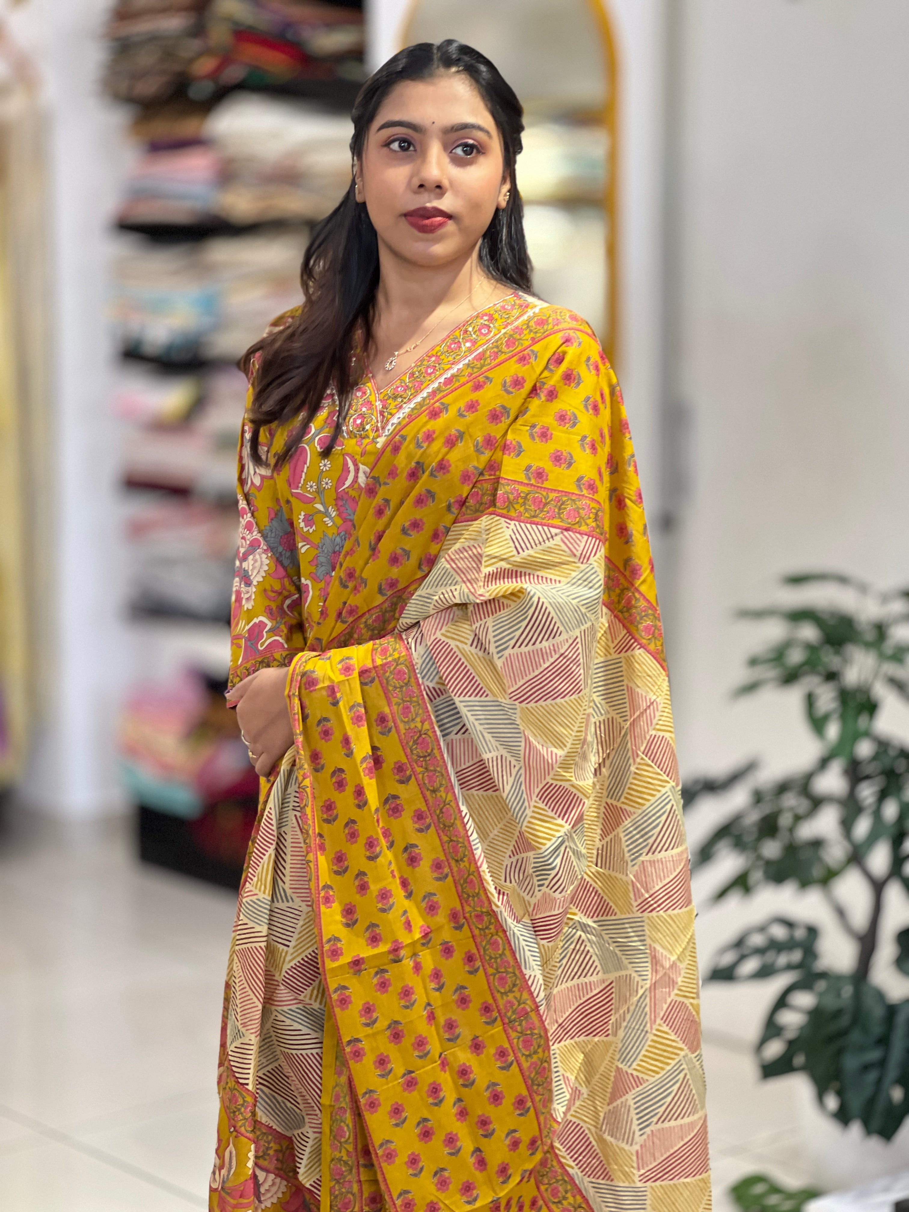 Floral Printed Cotton Kurta Set | UNM109