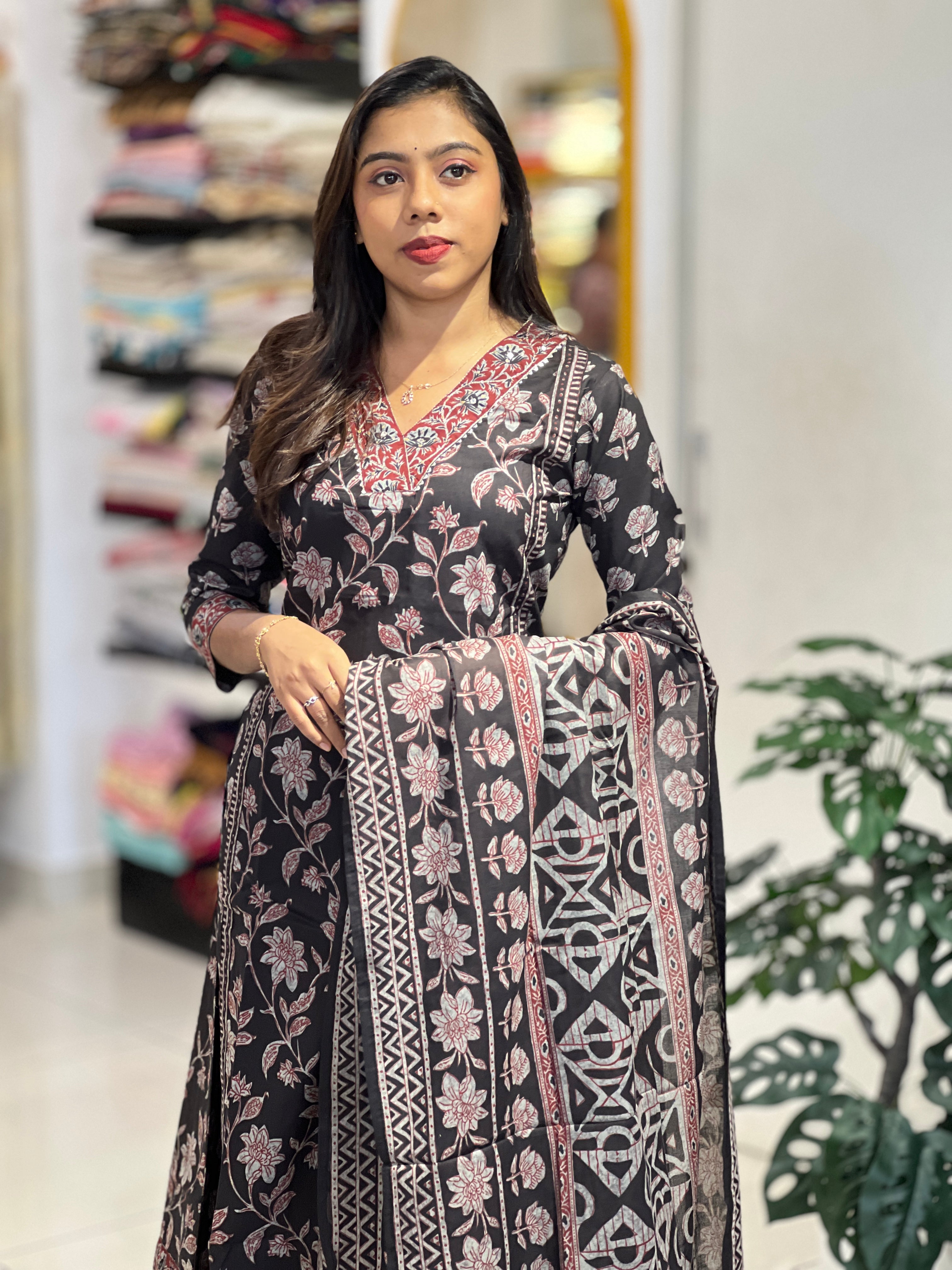 Floral Printed Cotton Kurta Set | UNM114