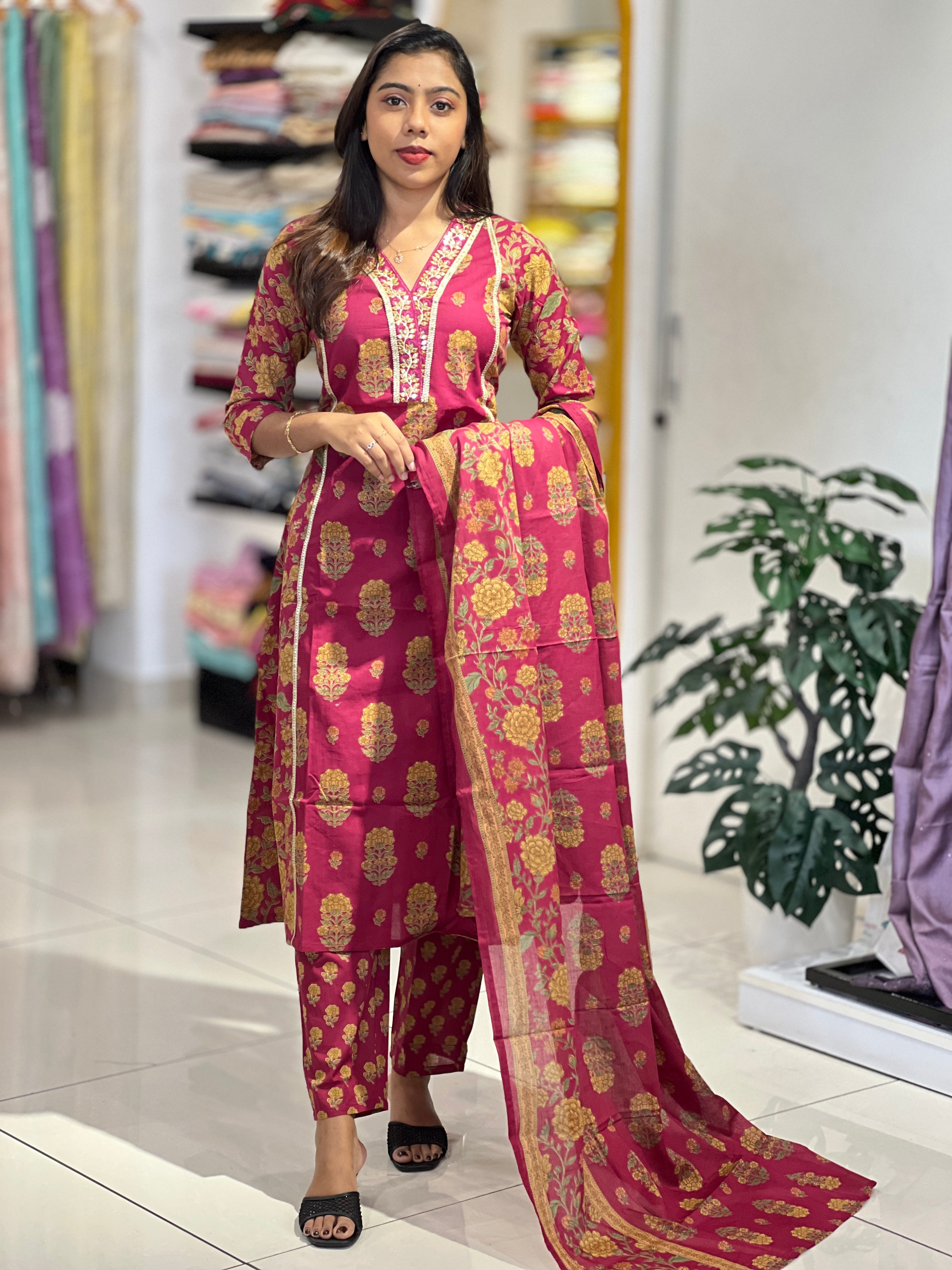 Floral Printed Cotton Kurta Set | UNM120